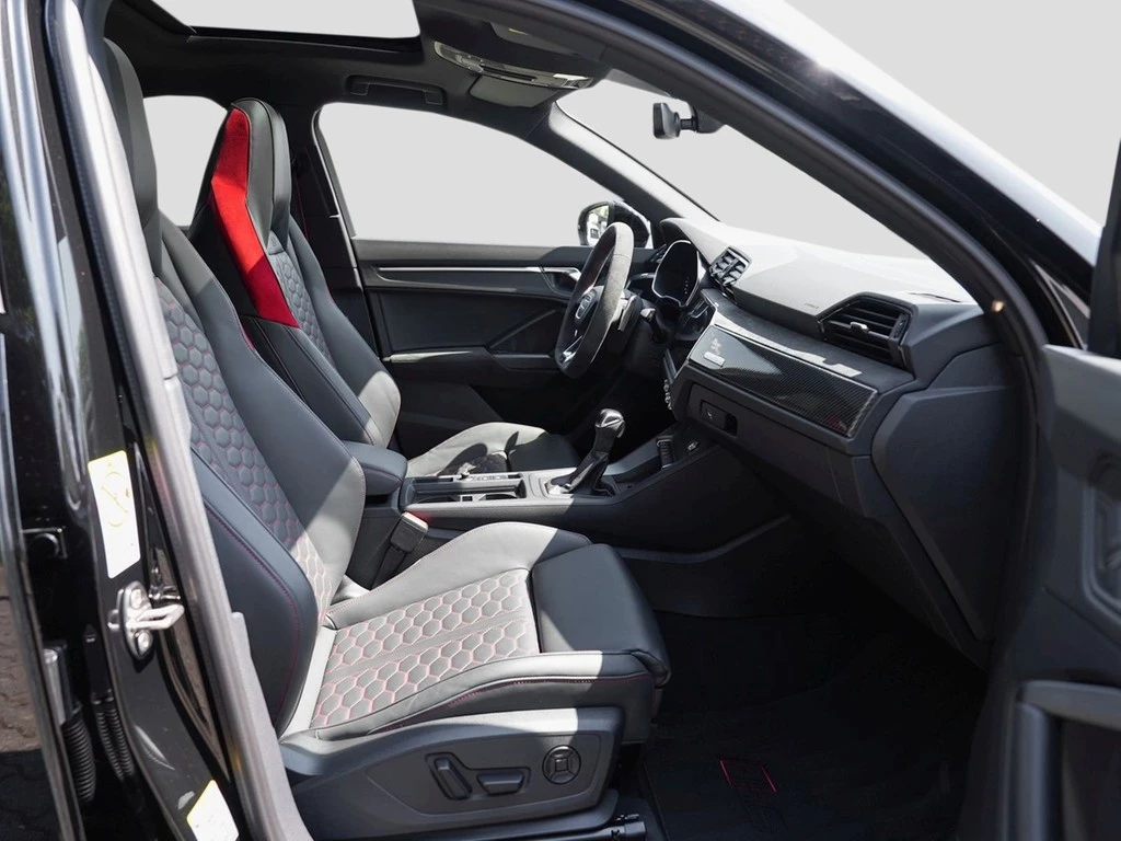 Audi-RSQ3-image-6