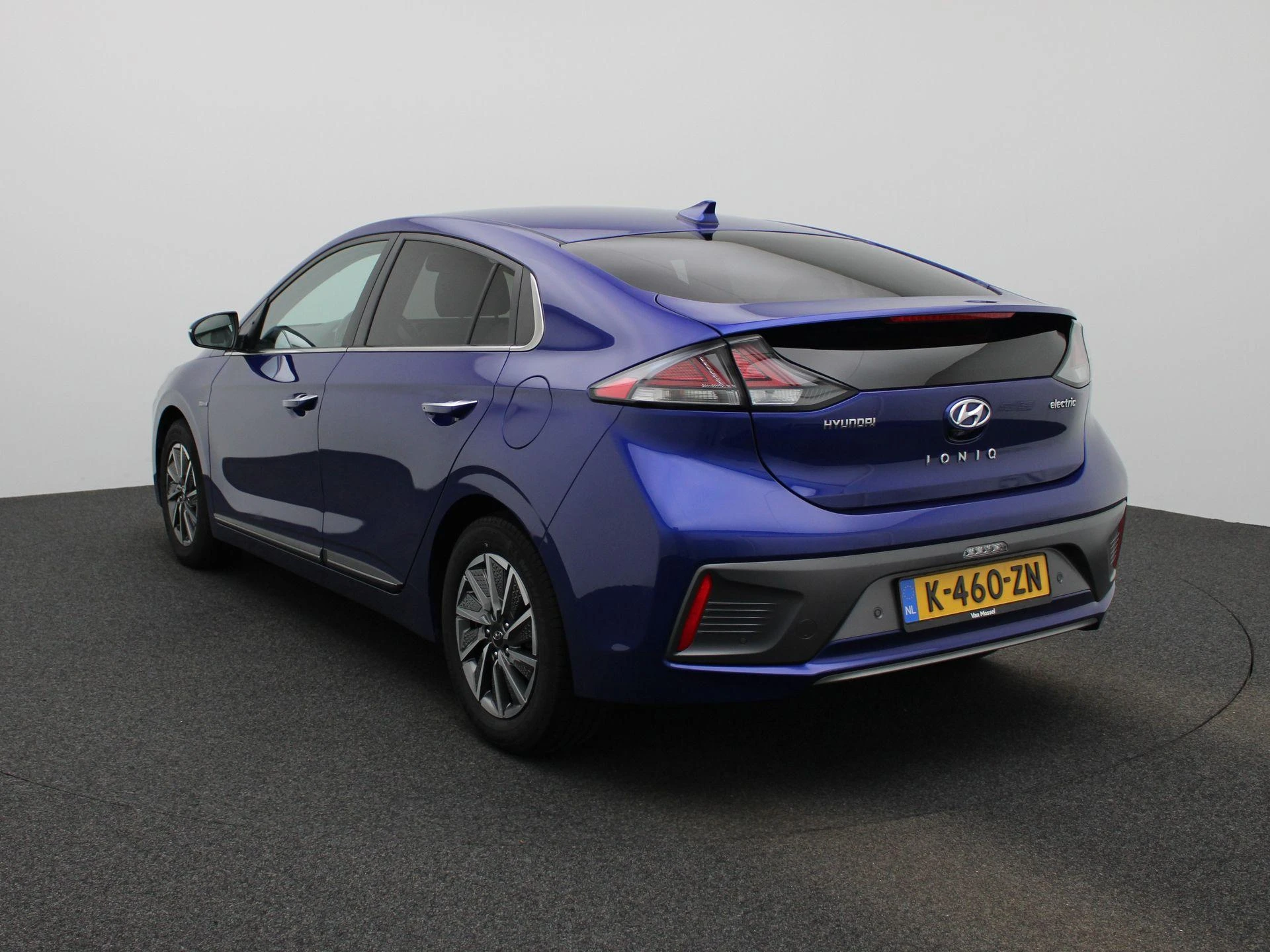 Hyundai-IONIQ-image-1