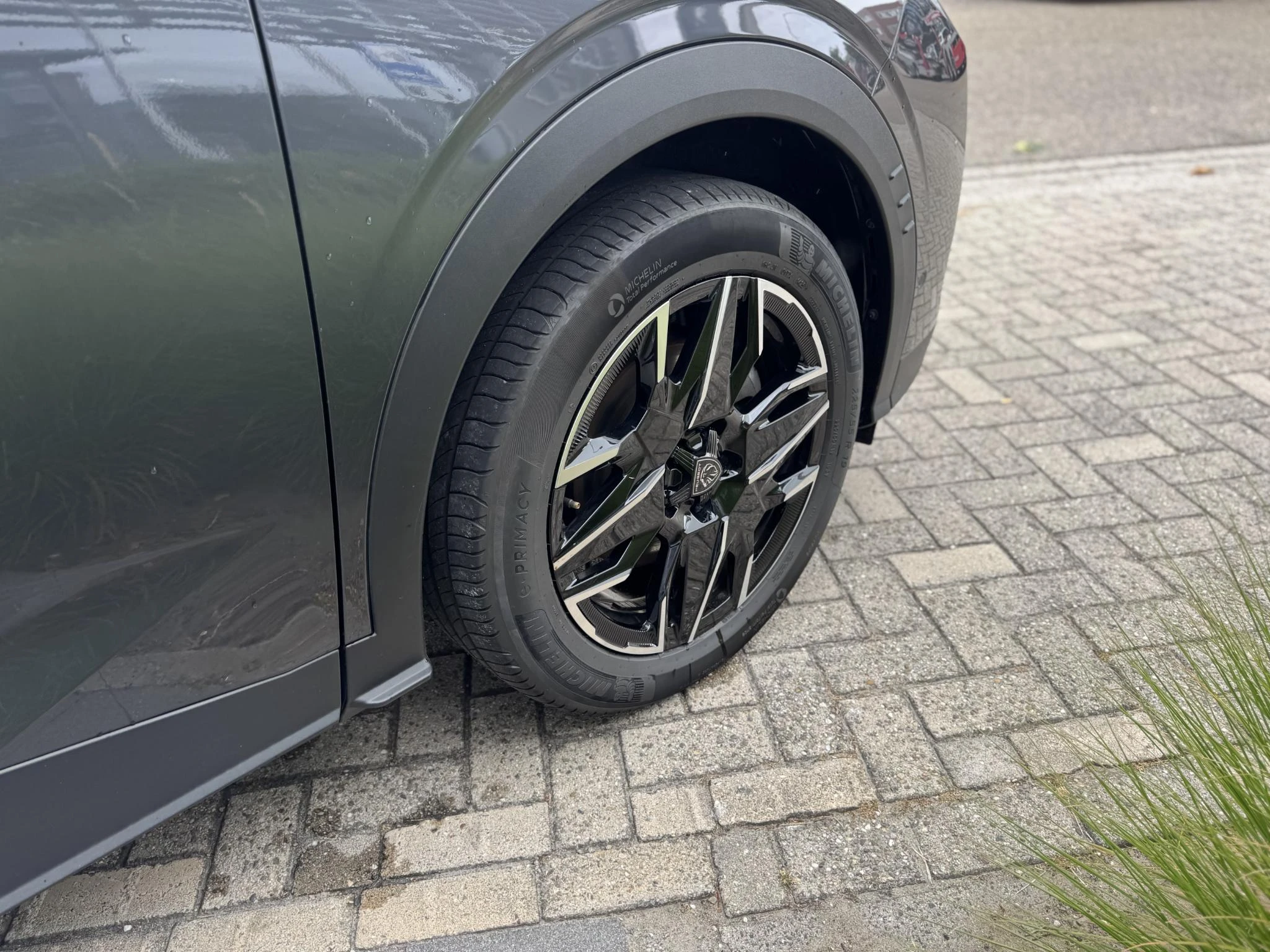 Peugeot-5008-image-12