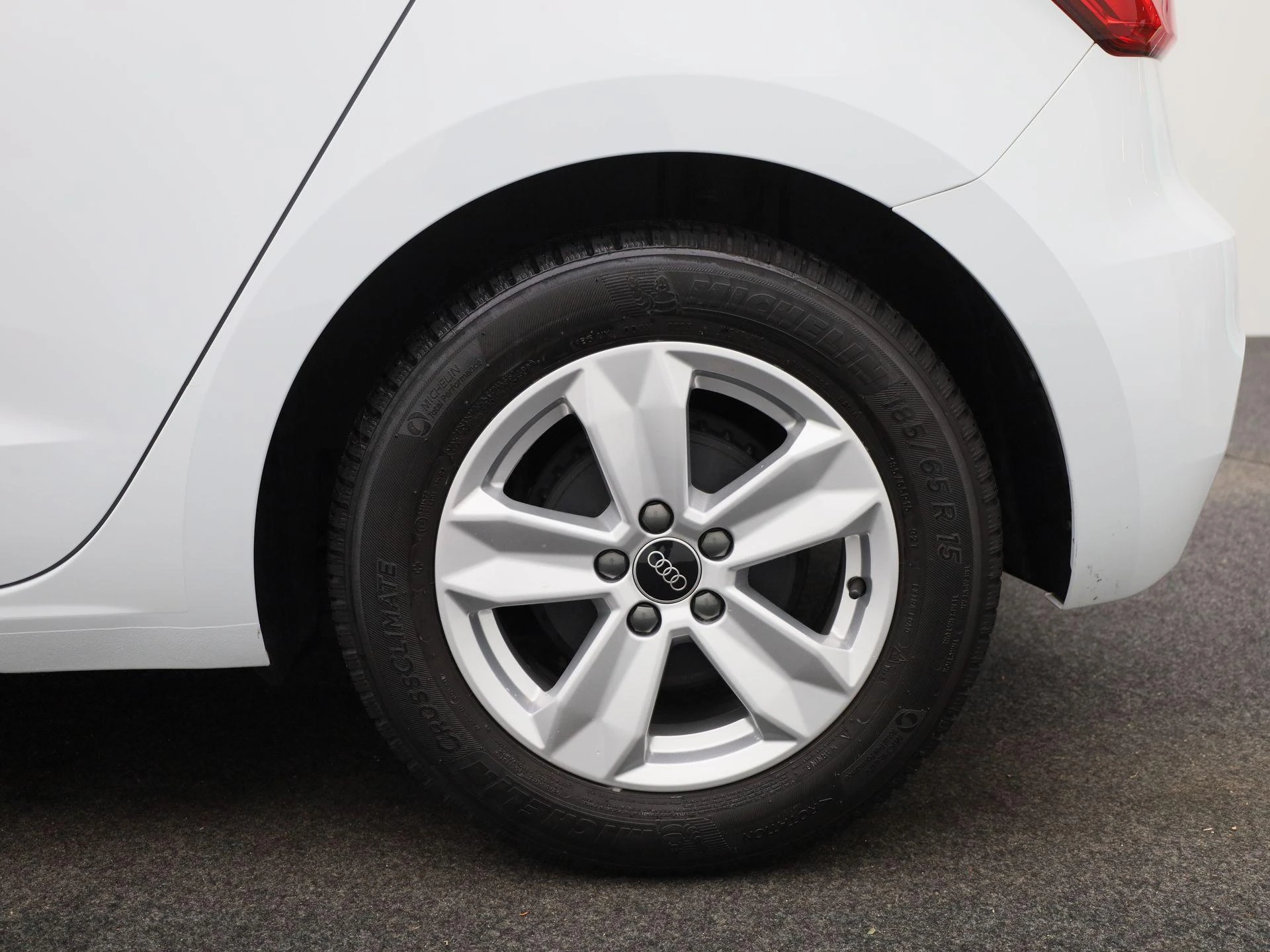 Audi-A1 Sportback-image-6