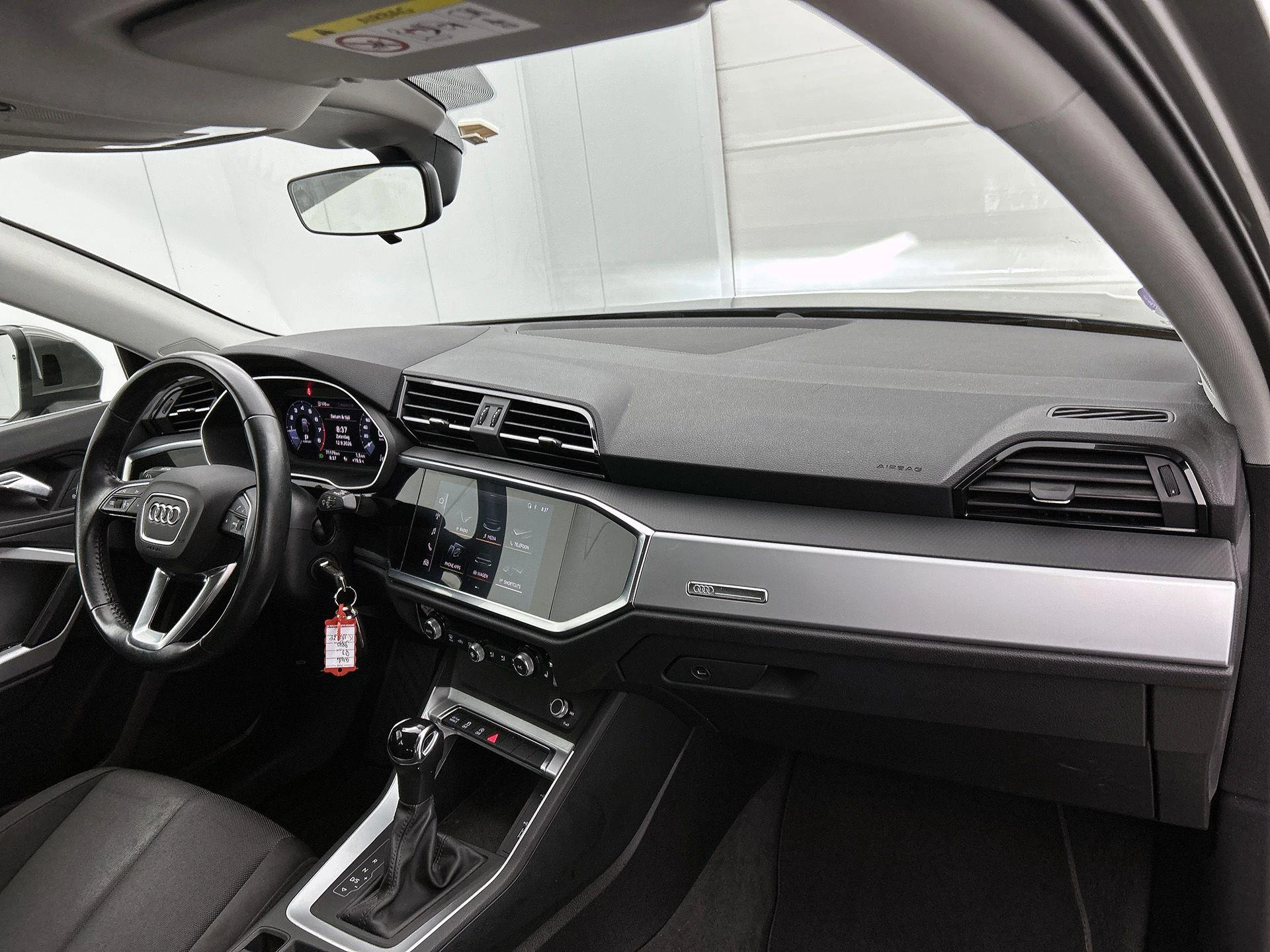Audi-Q3-image-16