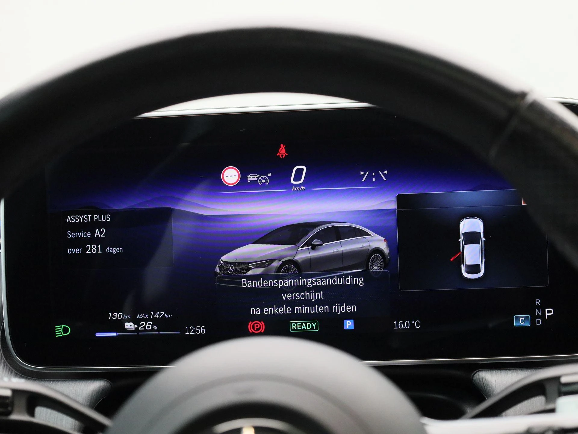 Mercedes-Benz-EQE-image-8