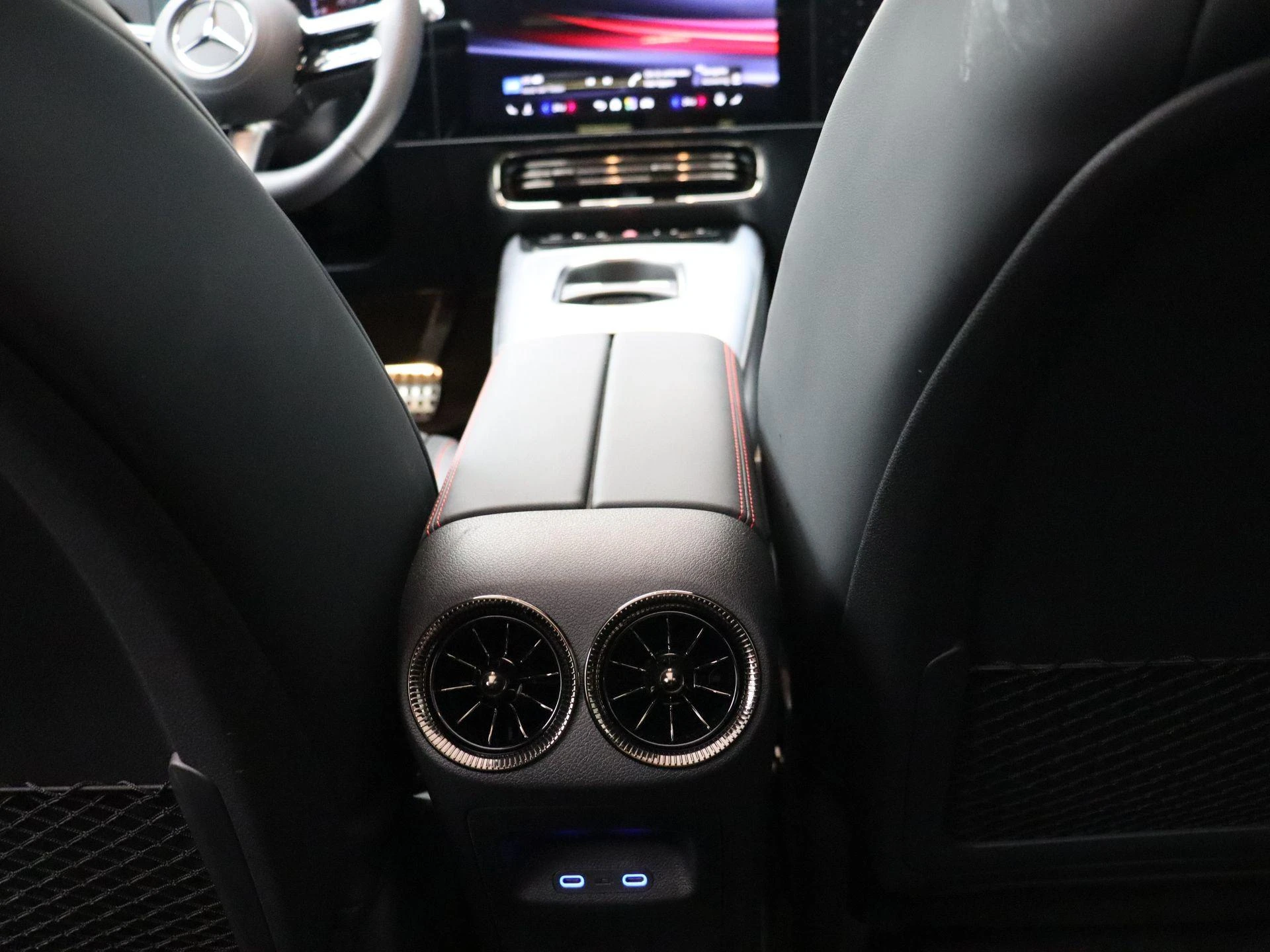 Mercedes-Benz-CLA-image-15