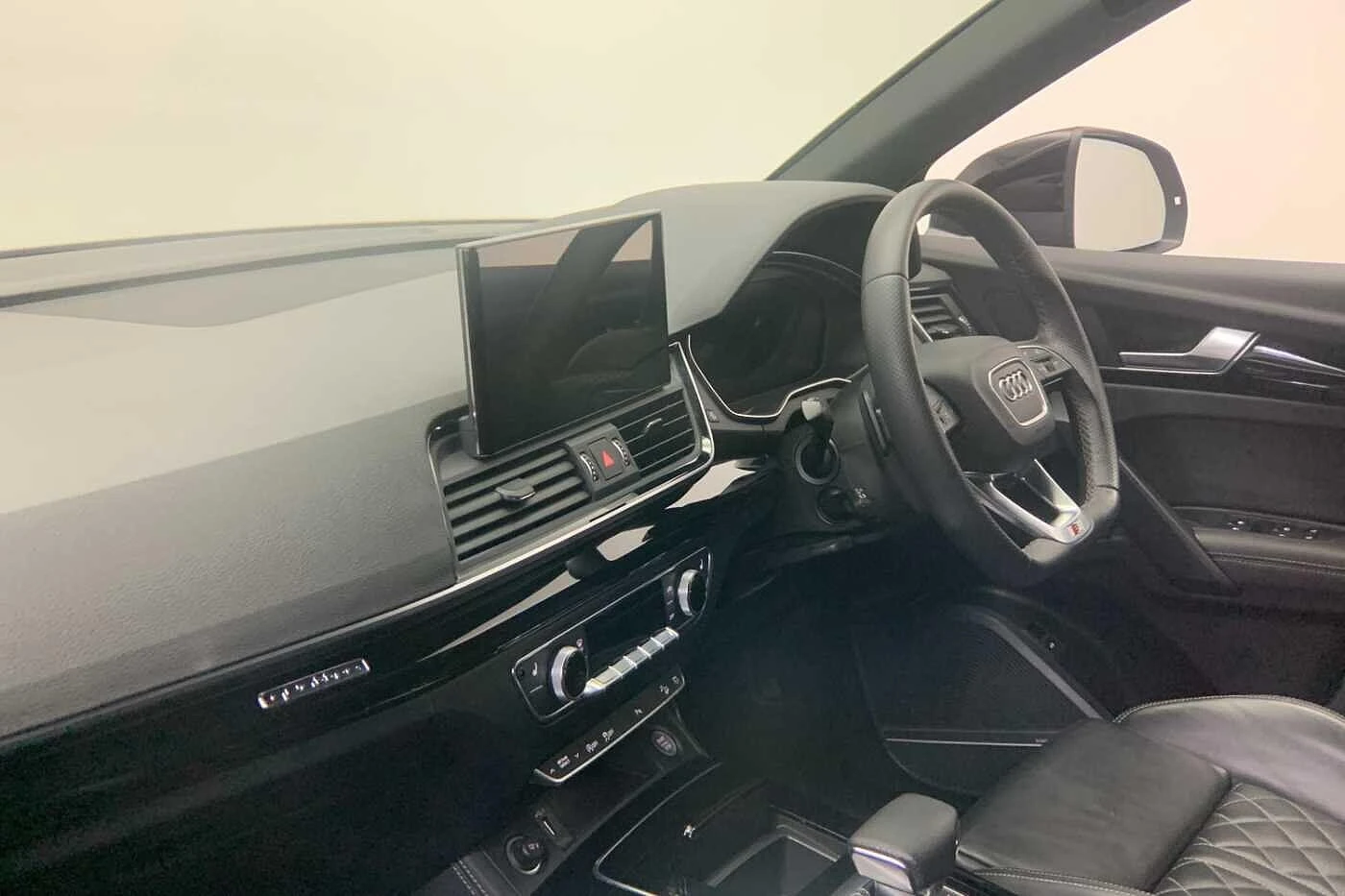 Audi-Q5-image-11