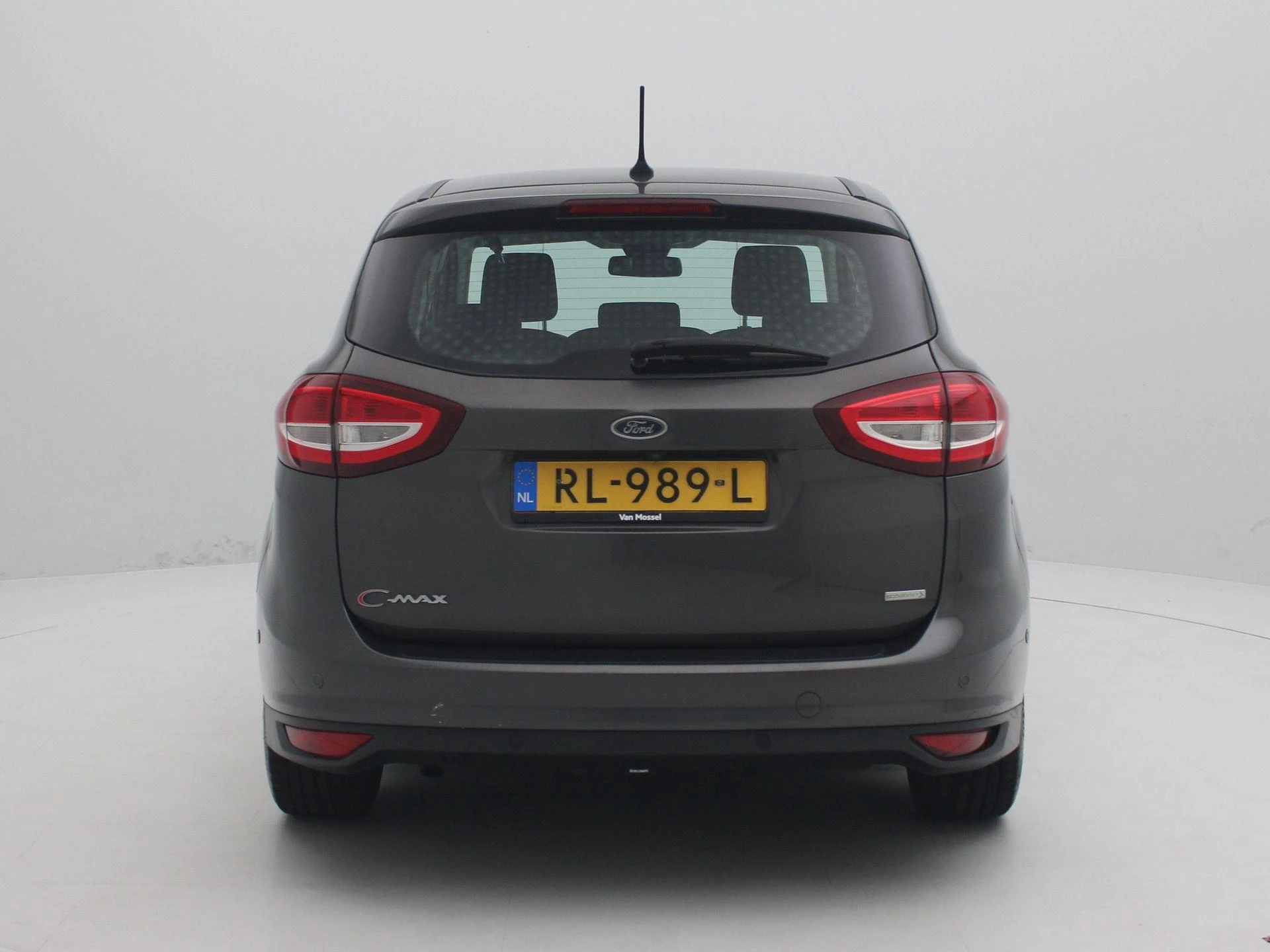 Ford-C-MAX-image-5