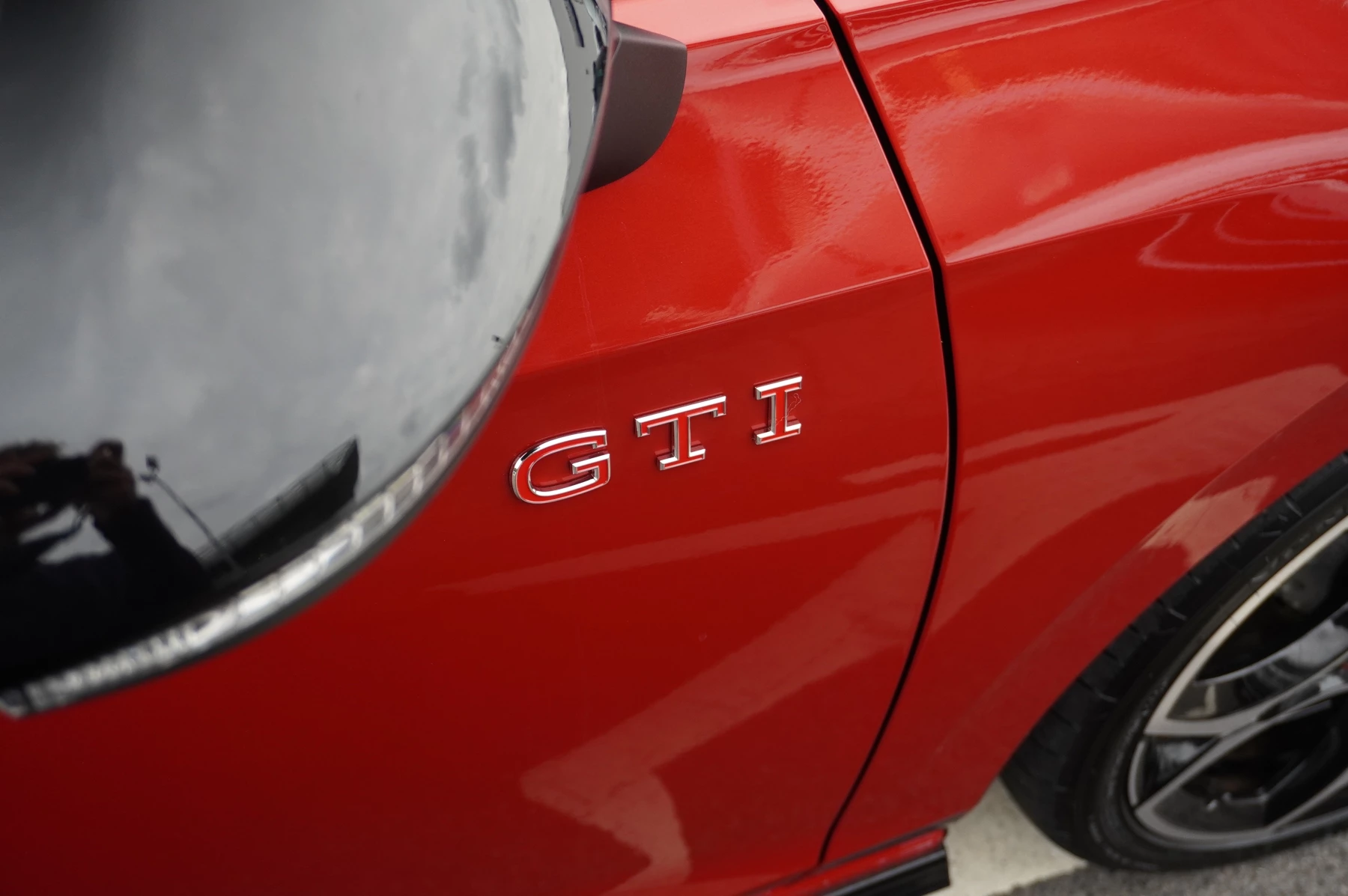 Volkswagen-Golf-image-25