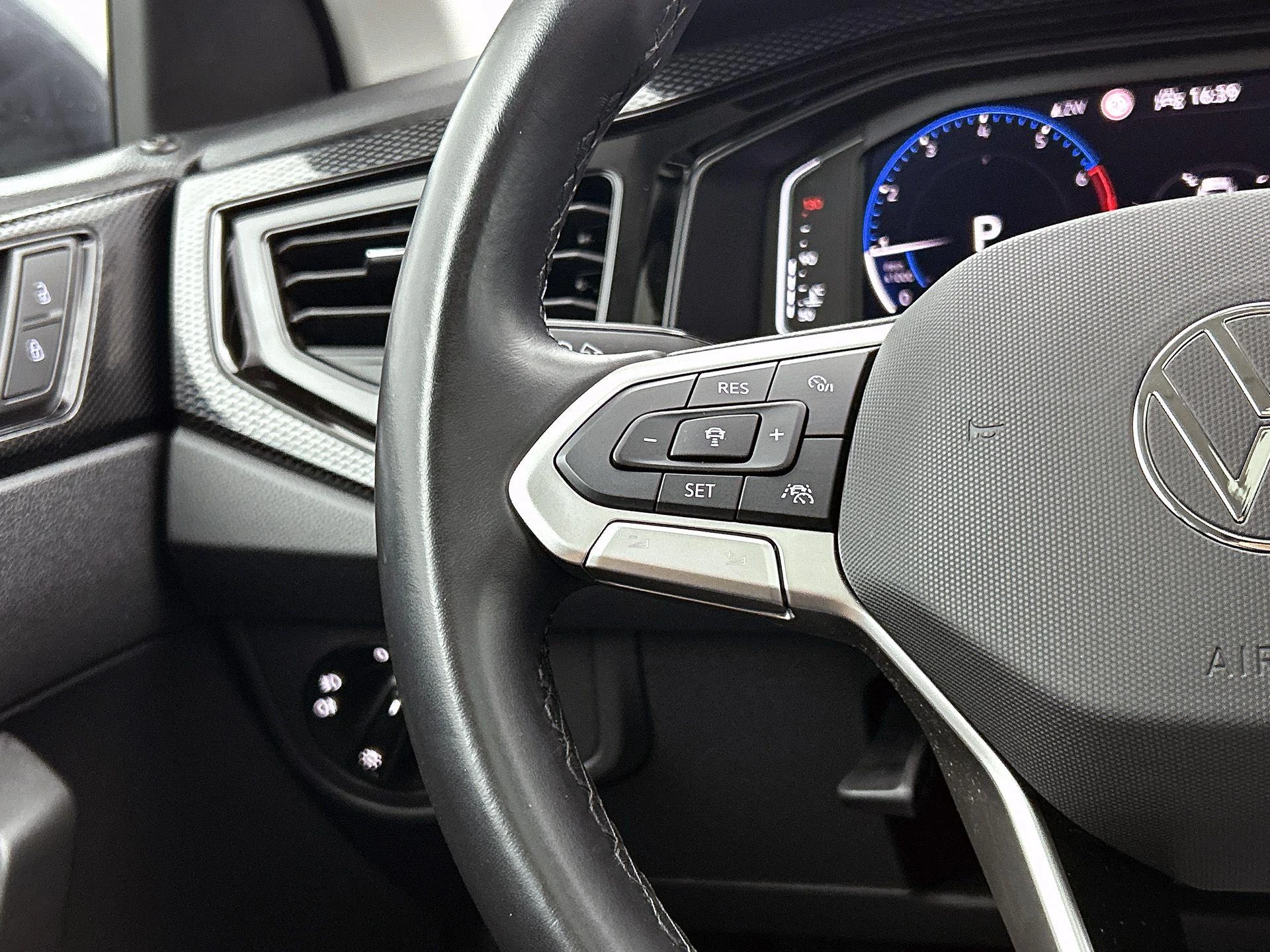 Volkswagen-Taigo-image-5