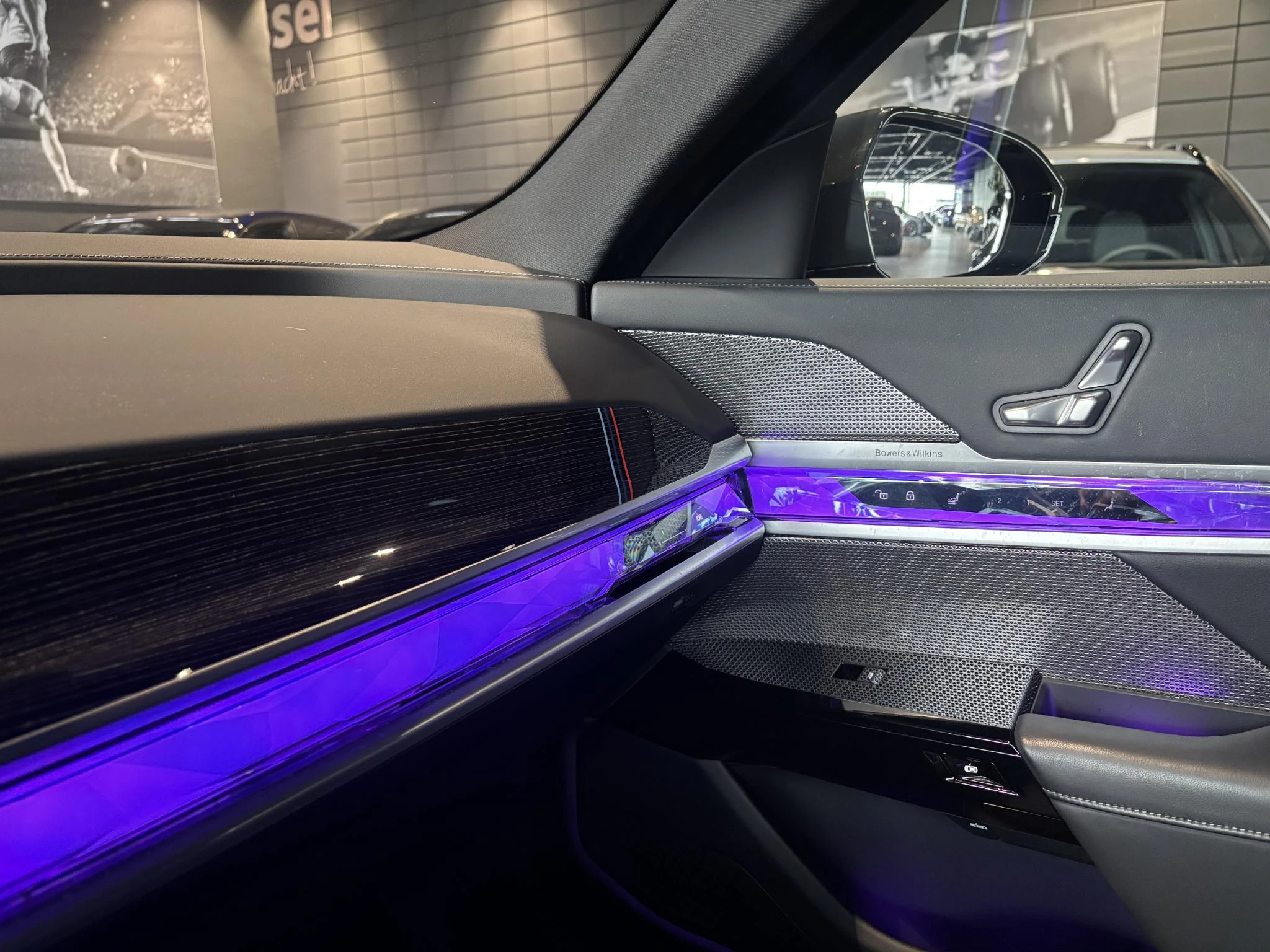 BMW-i7-image-19