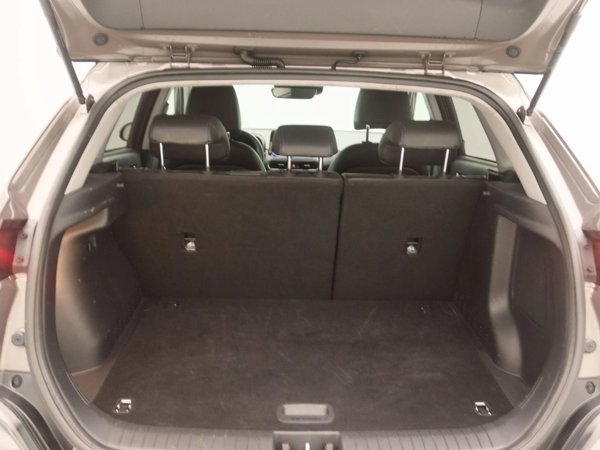 Hyundai-Kona-image-13
