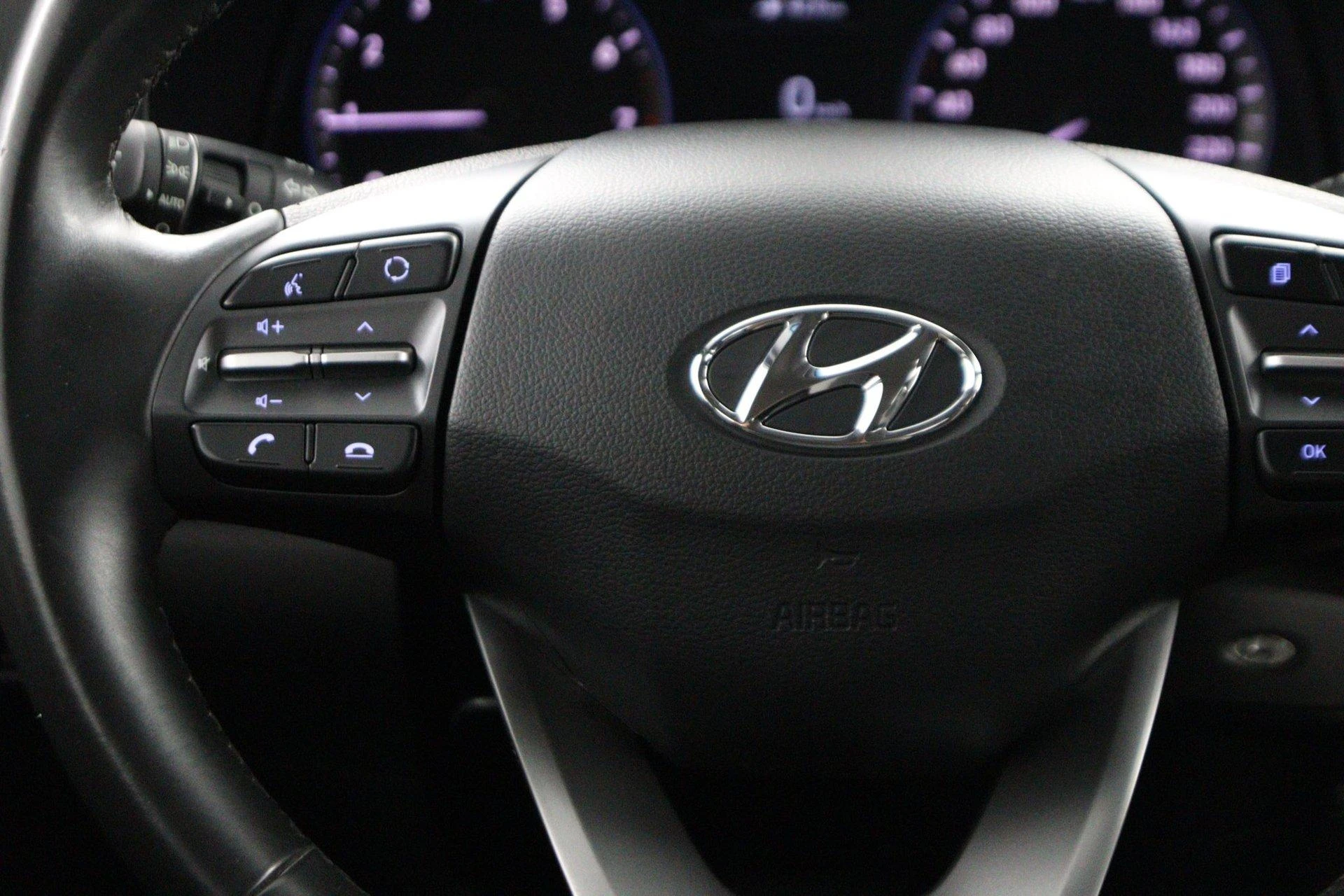Hyundai-Kona-image-23