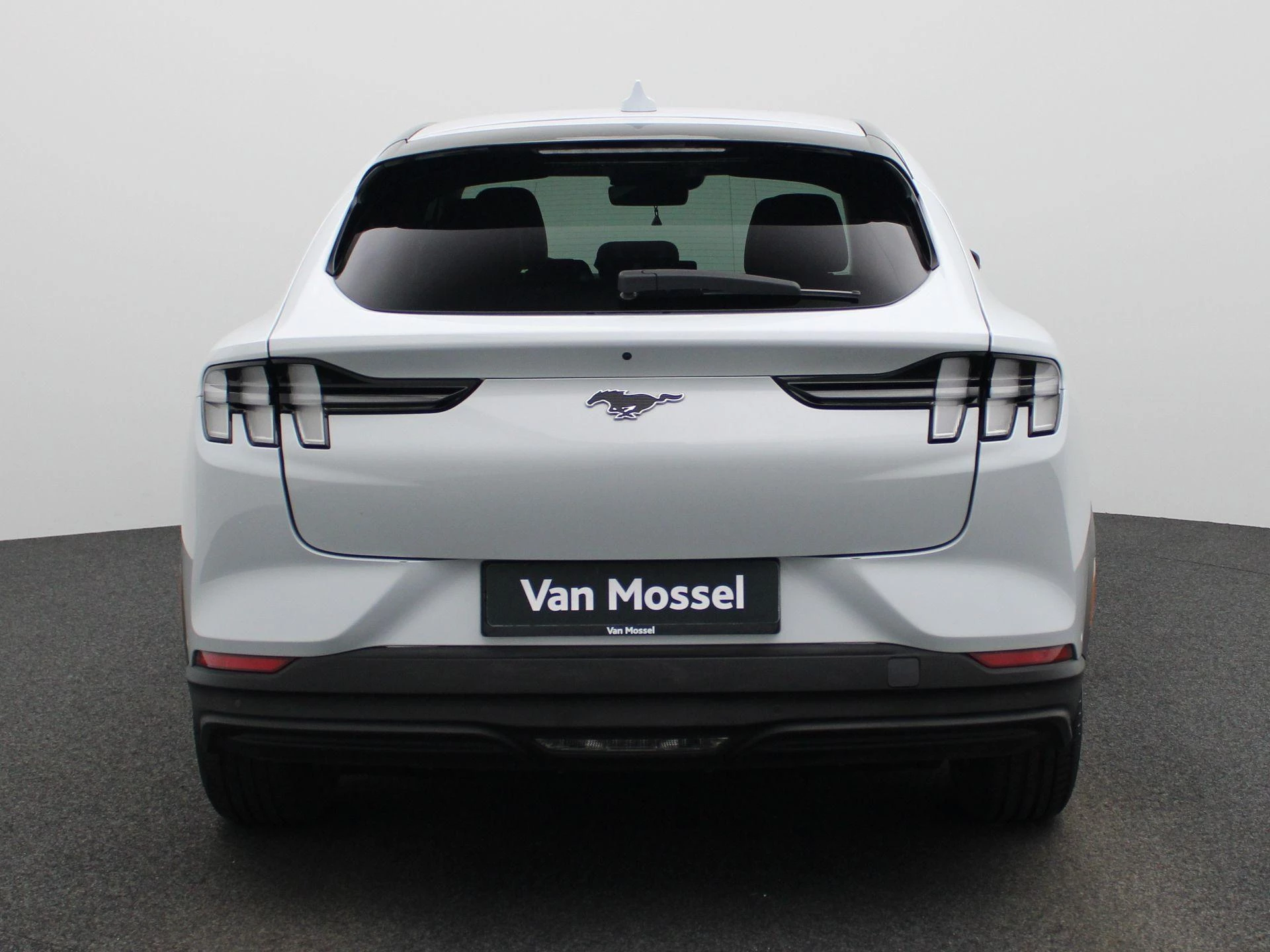 Ford Mustang Mach-E RWD 75 kWh