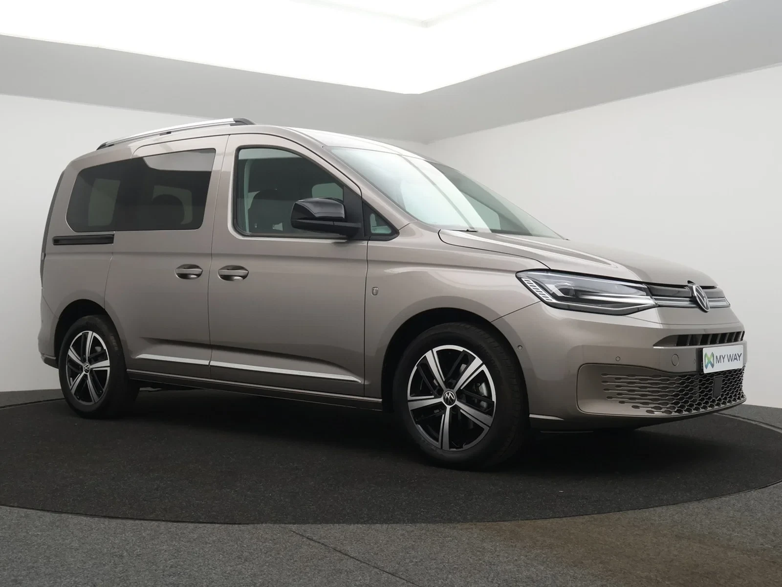 Volkswagen-Caddy-image-3