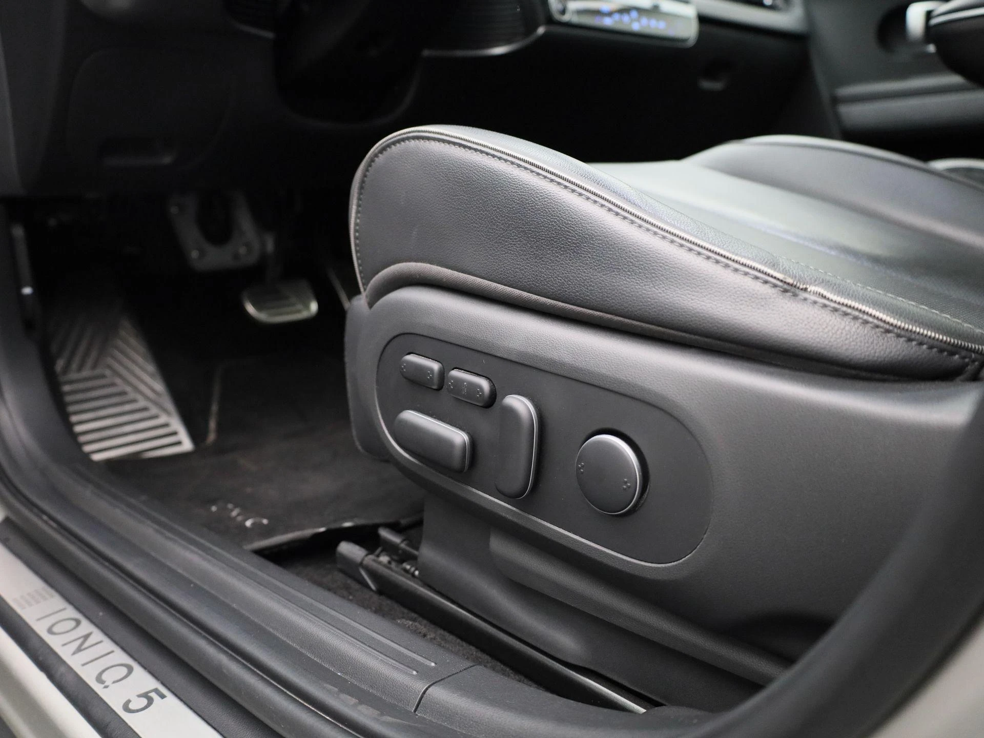 Hyundai-IONIQ 5-image-32
