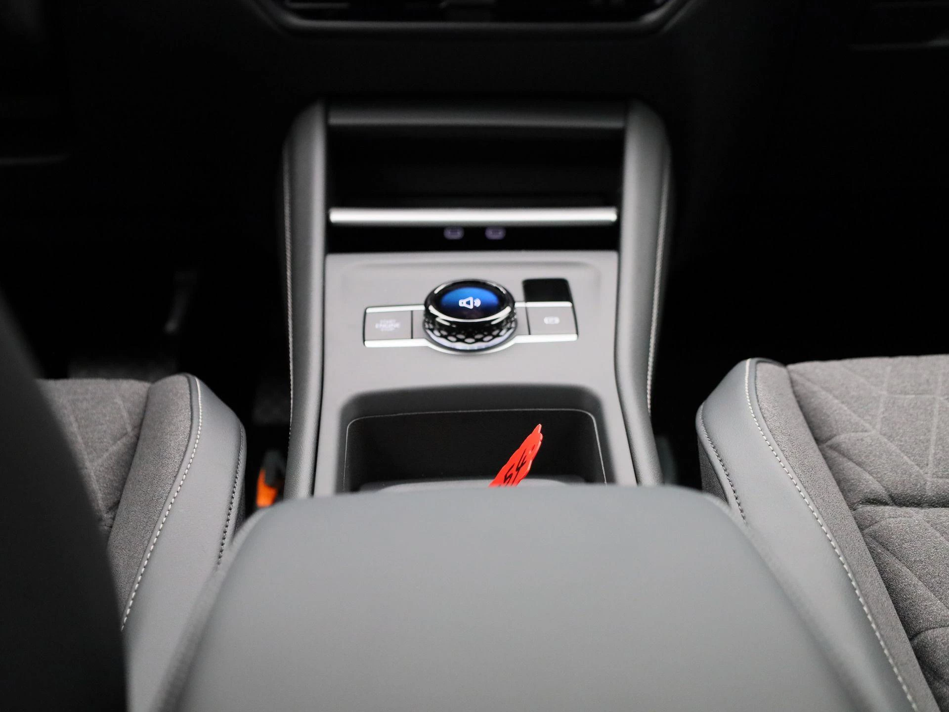 Volkswagen Tayron 1.5 eHybrid Life Edition 204PK