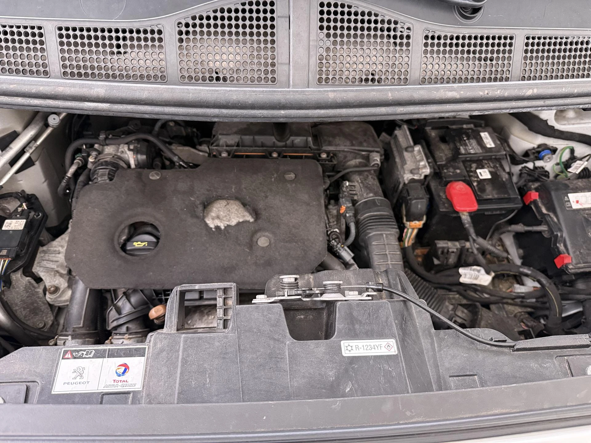 Peugeot-Expert-image-11