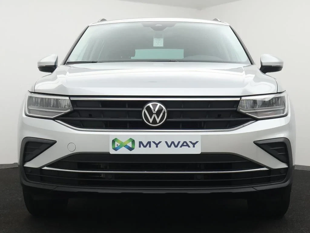 Volkswagen-Tiguan-image-26