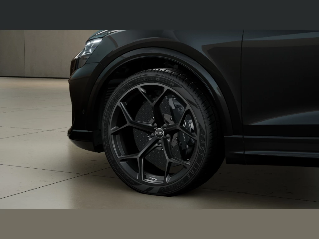 Audi RSQ8 performance tiptronic quattro B&O Keramik Matrix HUD ALP