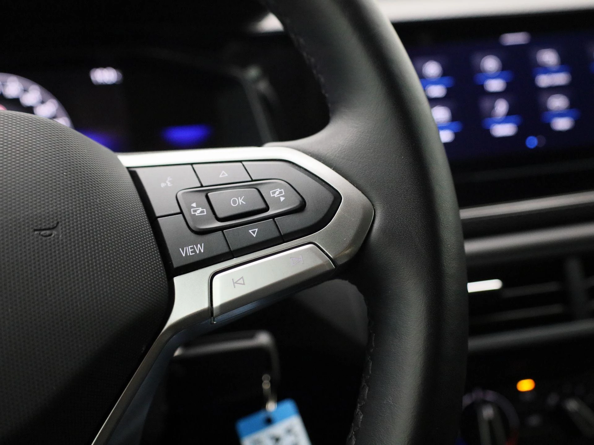 Volkswagen-Polo-image-17