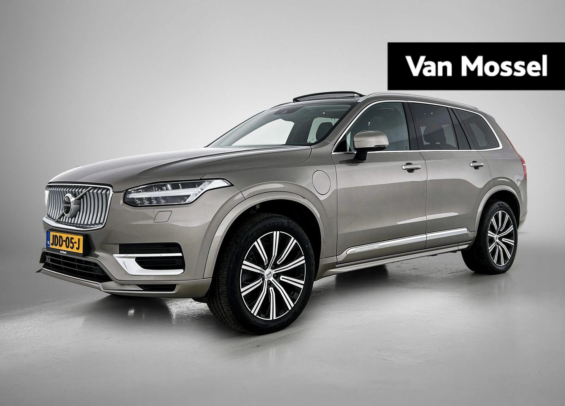 Volvo-XC90-image-0