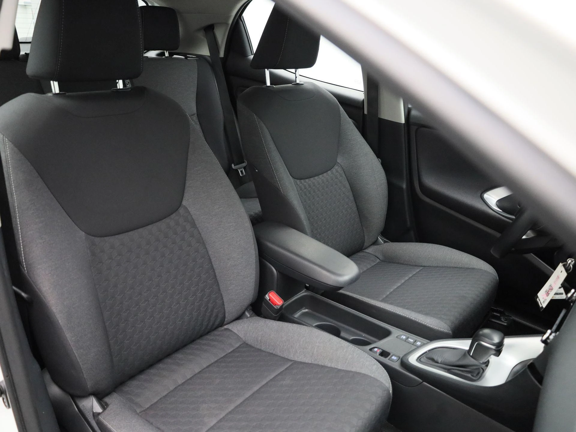 Toyota-Yaris-image-30