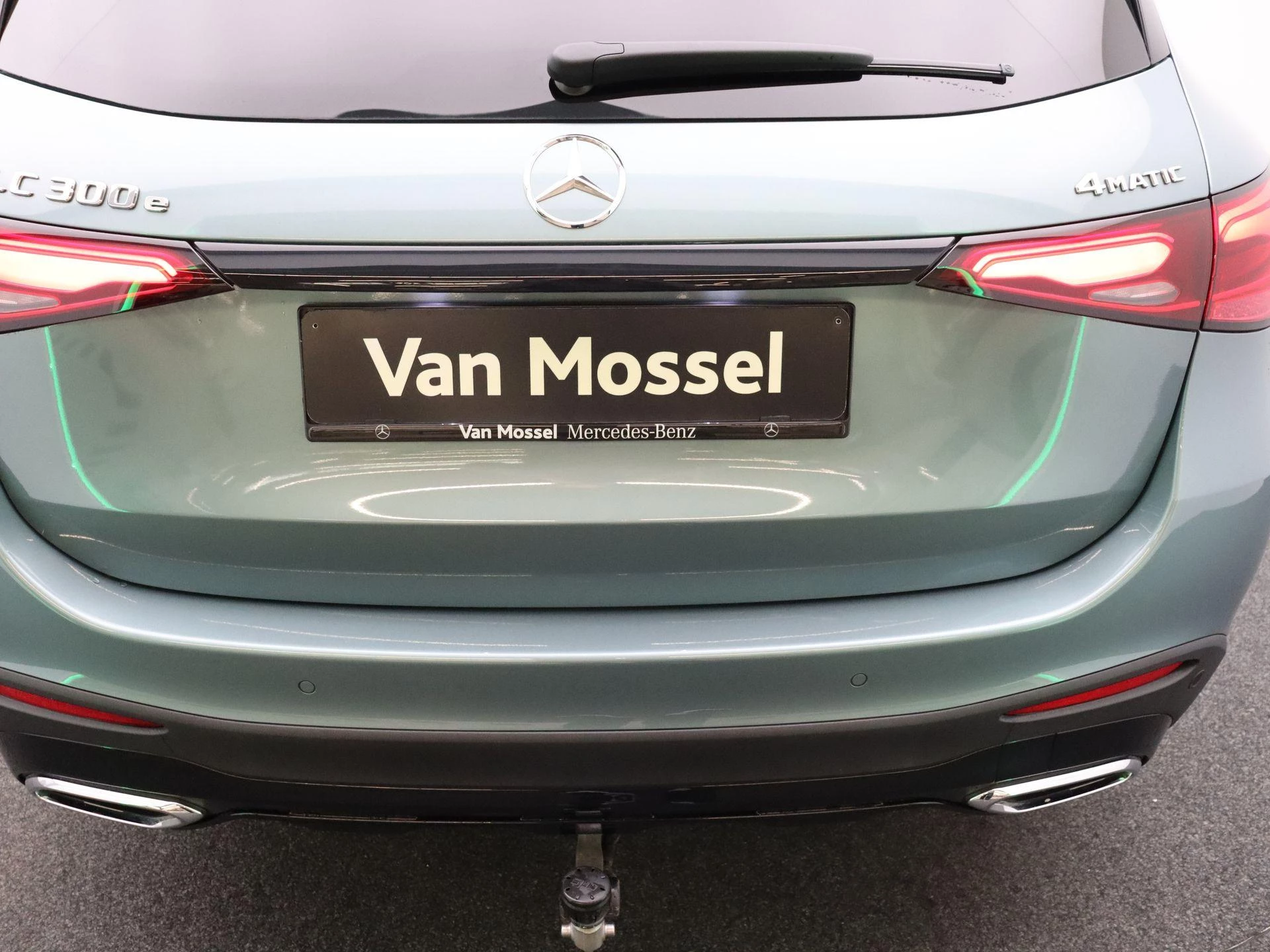 Mercedes-Benz GLC SUV 300 e AMG Line + AIRMATIC + BURMESTER + PANO + HEAD UP + LEDER +