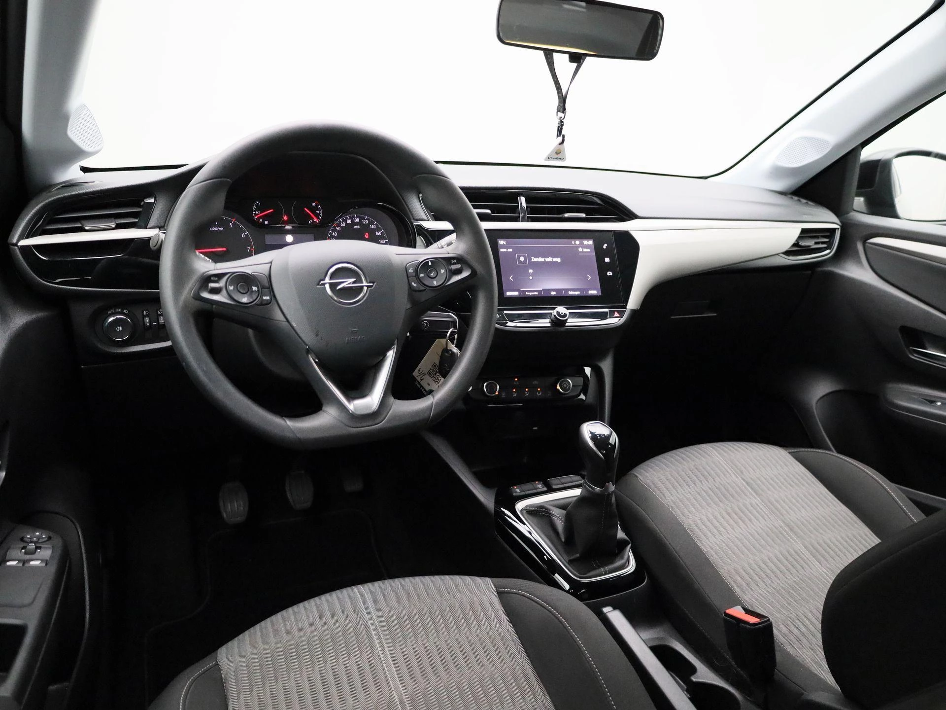Opel-Corsa-image-6