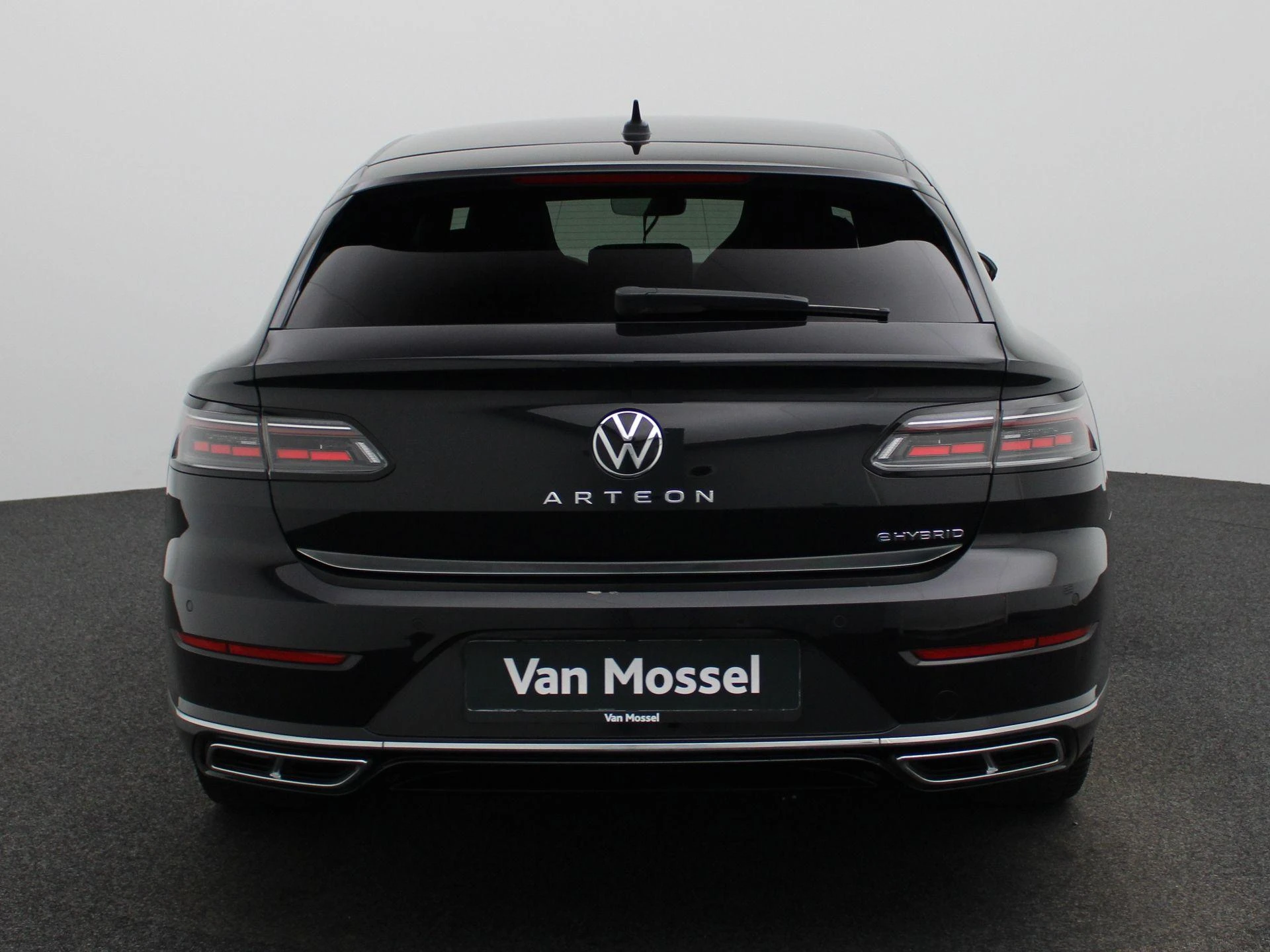 Volkswagen-Arteon-image-4