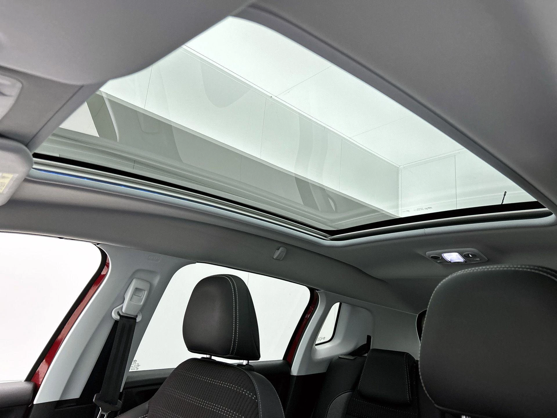 Peugeot-2008-image-30