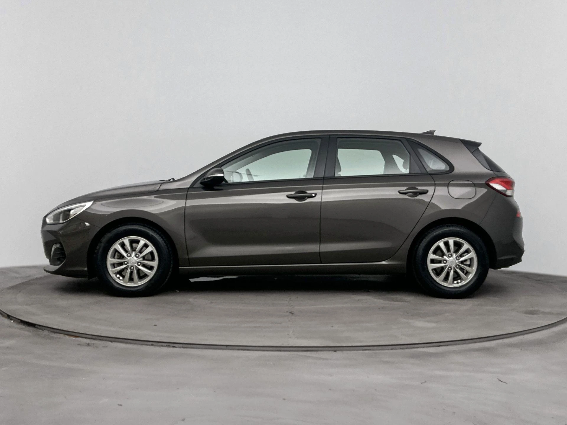 Hyundai-i30-image-1