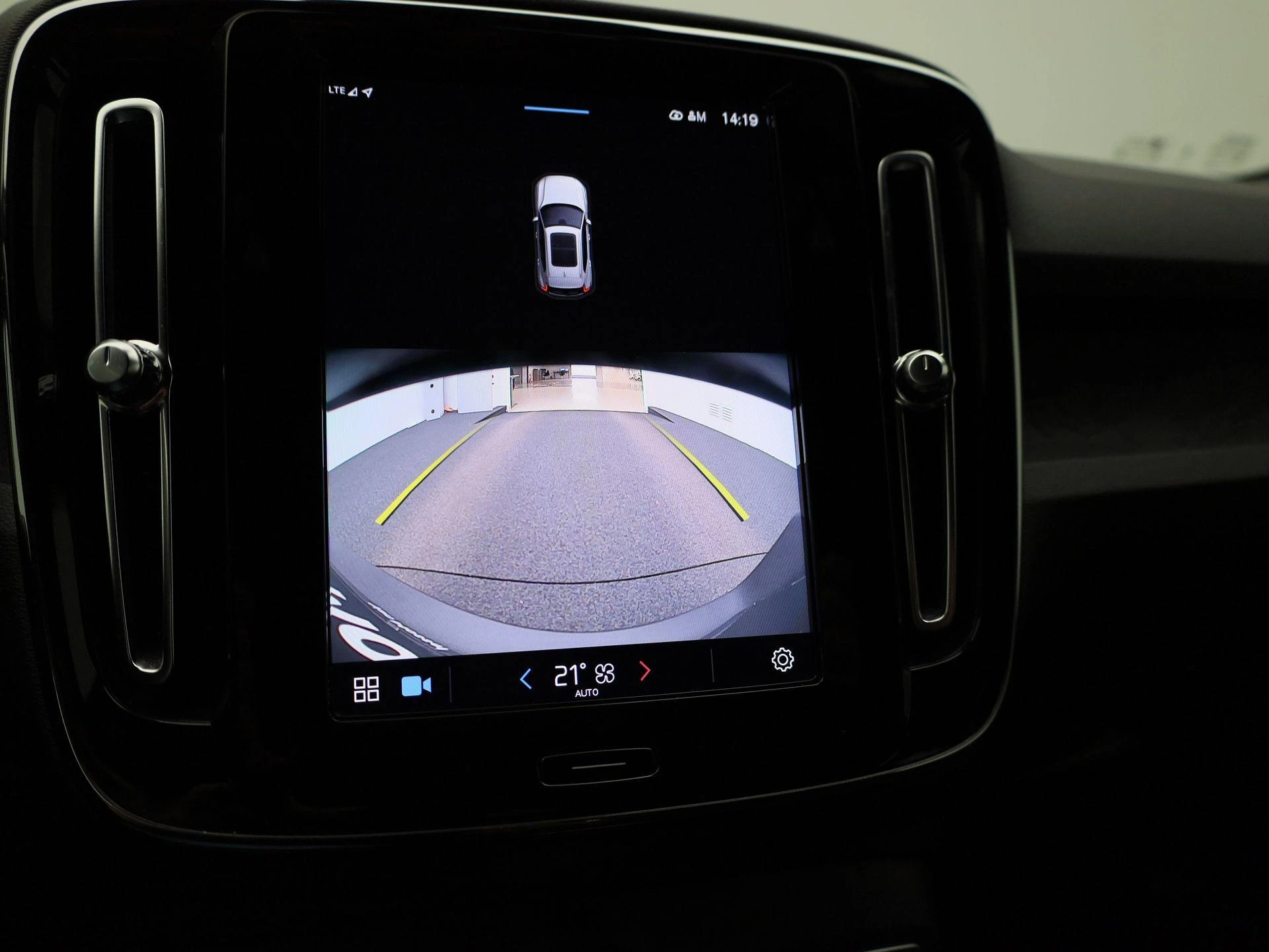 Volvo-XC40-image-30