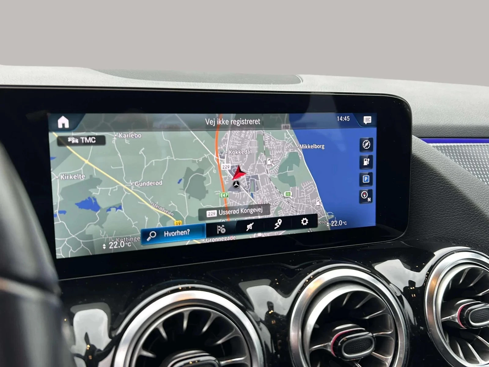 Mercedes-Benz-EQA-image-16