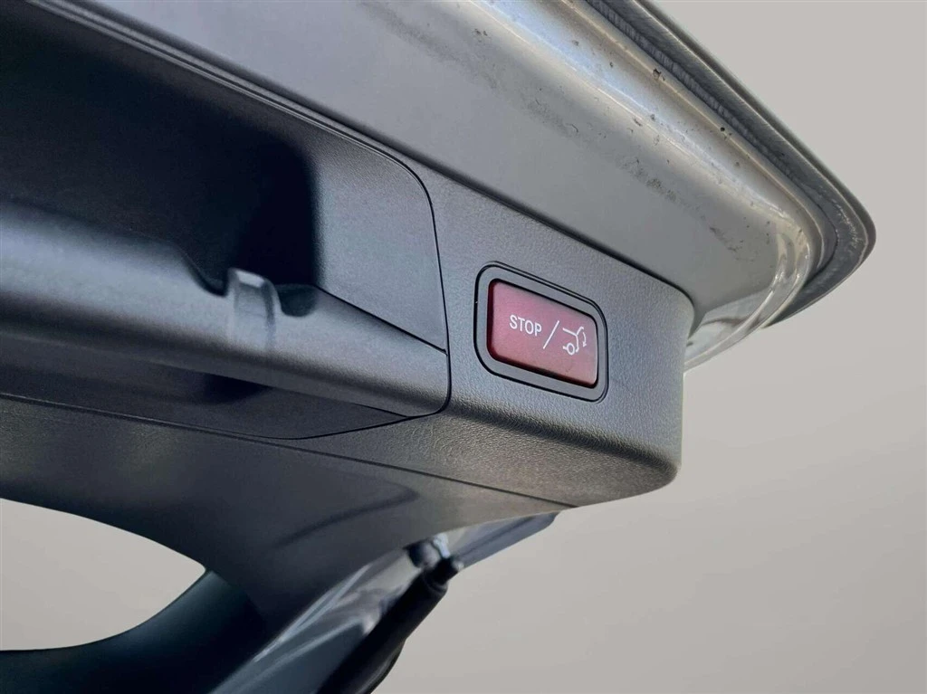 Mercedes-Benz-EQB-image-22
