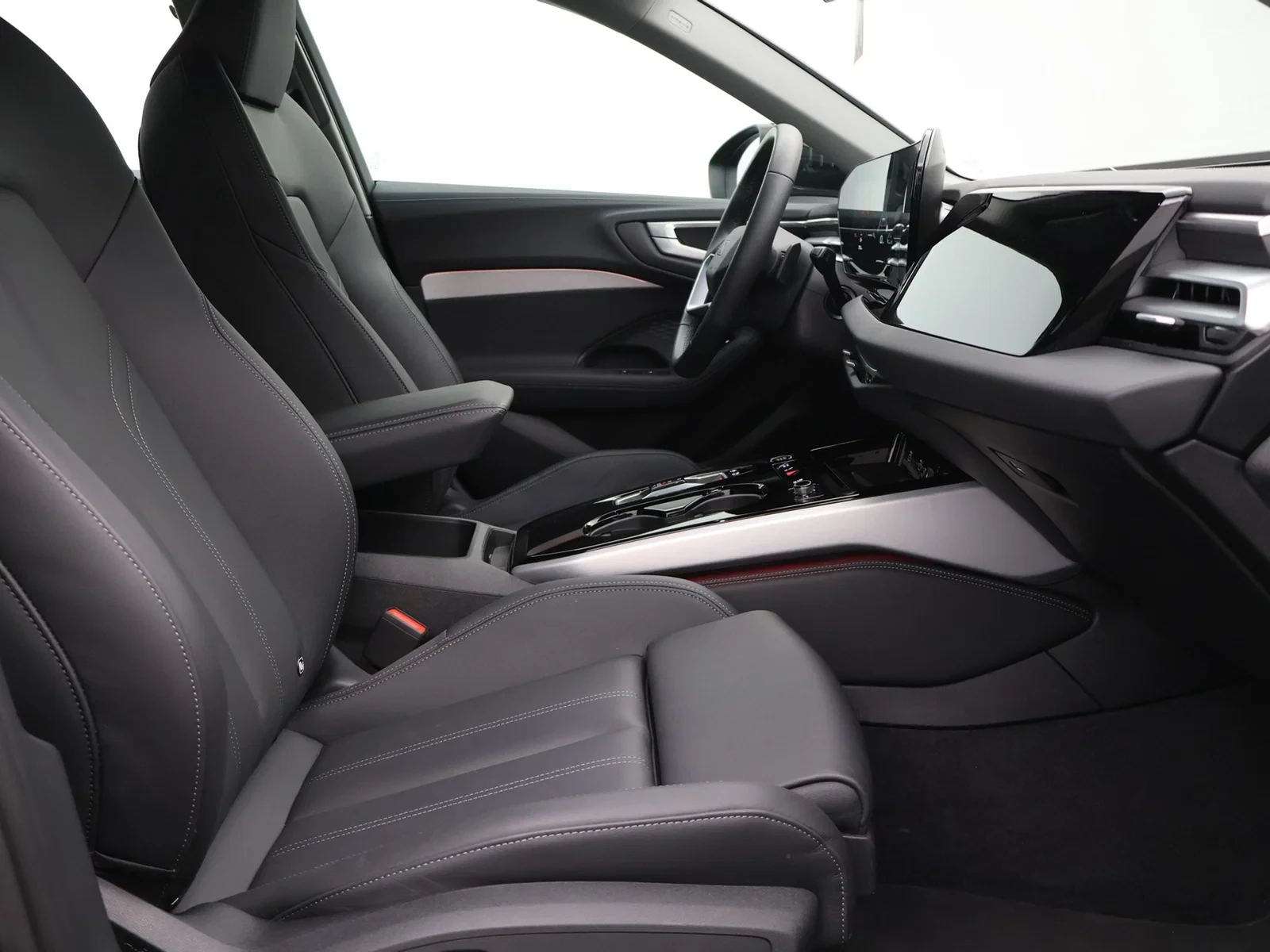 Audi A5 Avant 2.0TFSI Advanced 150PK *AUTOMAAT*LEDER*CAMERA*PDC*ACC*VIRTUAL COCKPIT*APP-CONNECT*...*