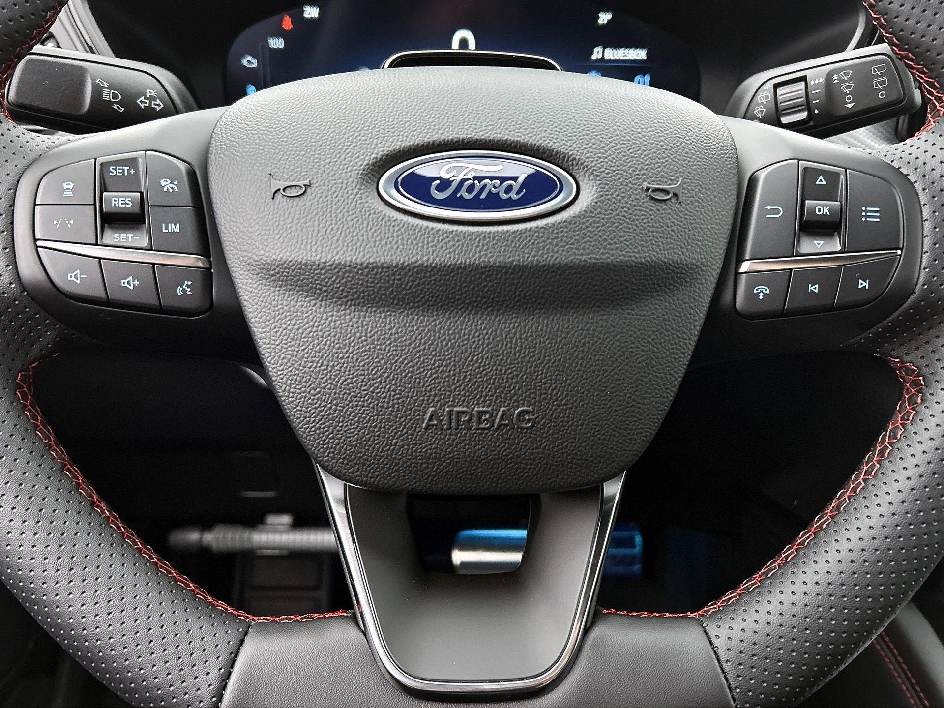 Ford-Kuga-image-44