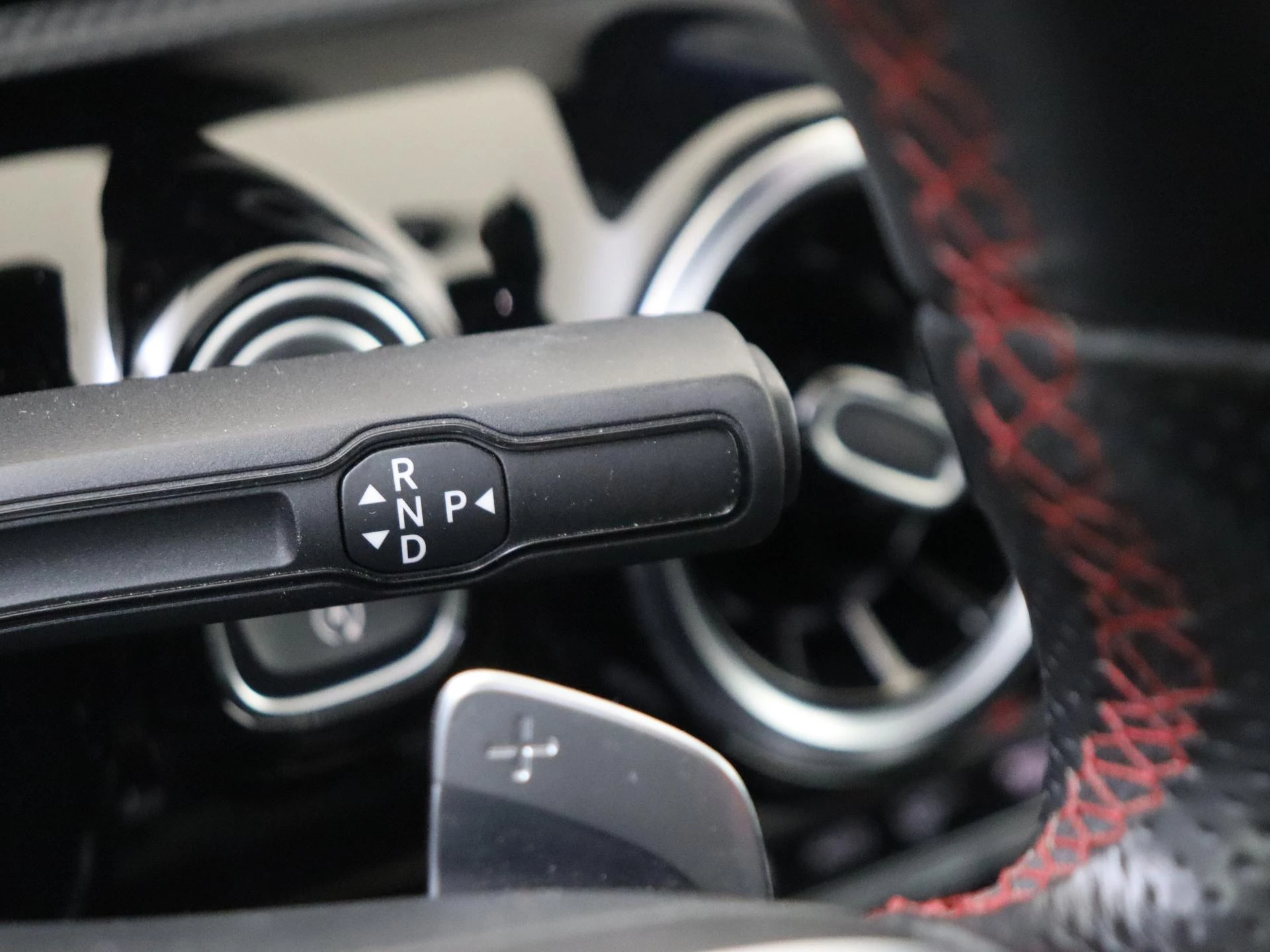 Mercedes-Benz A-Klasse 180 Business Solution AMG