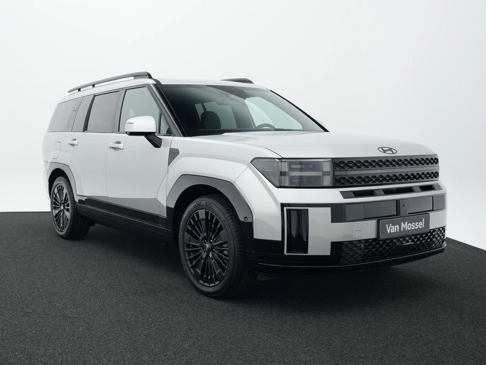 Hyundai-Santa Fe-image-10