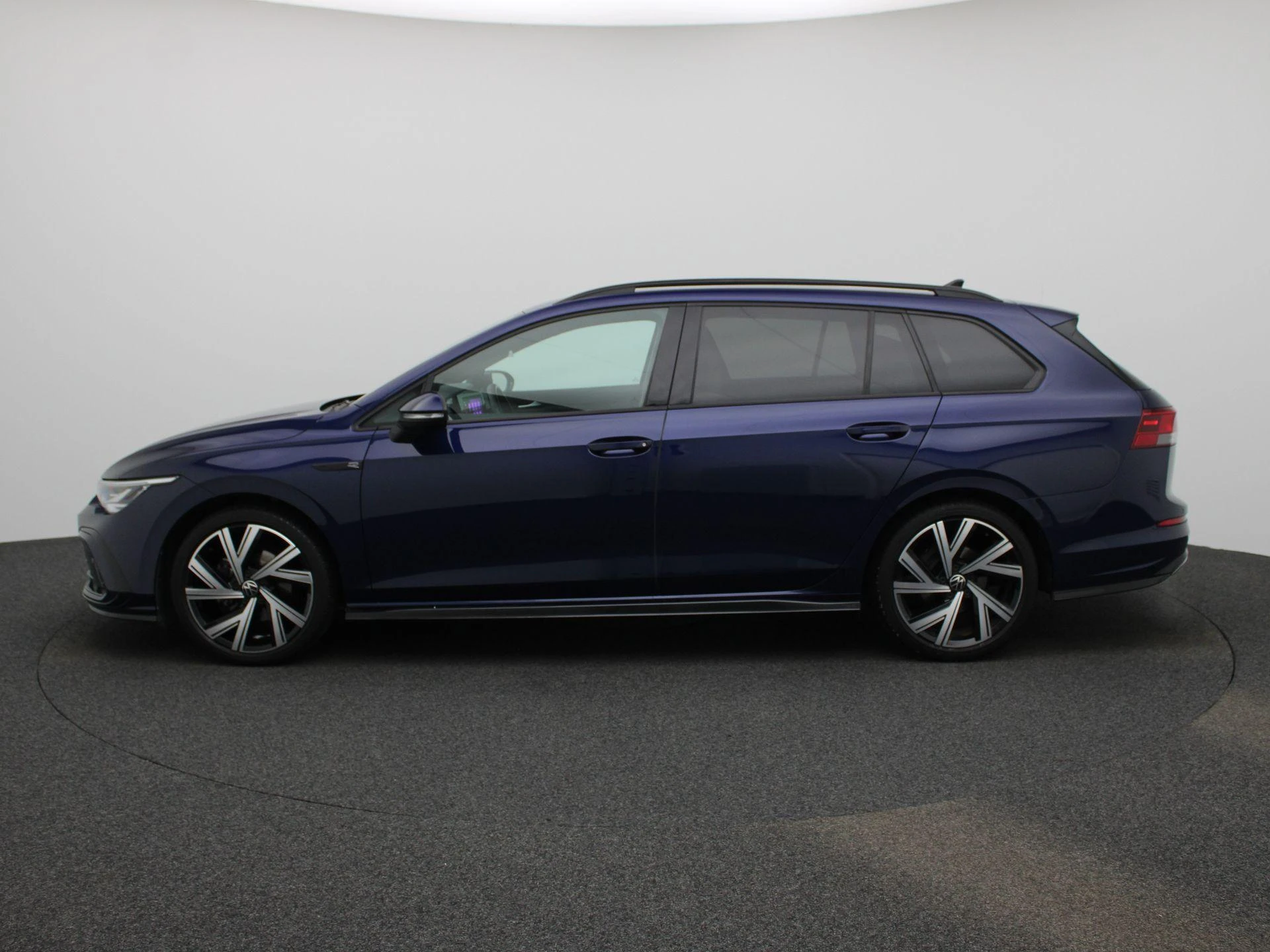 Volkswagen Golf Variant VIII 1.5 TSI 96kW R-Line