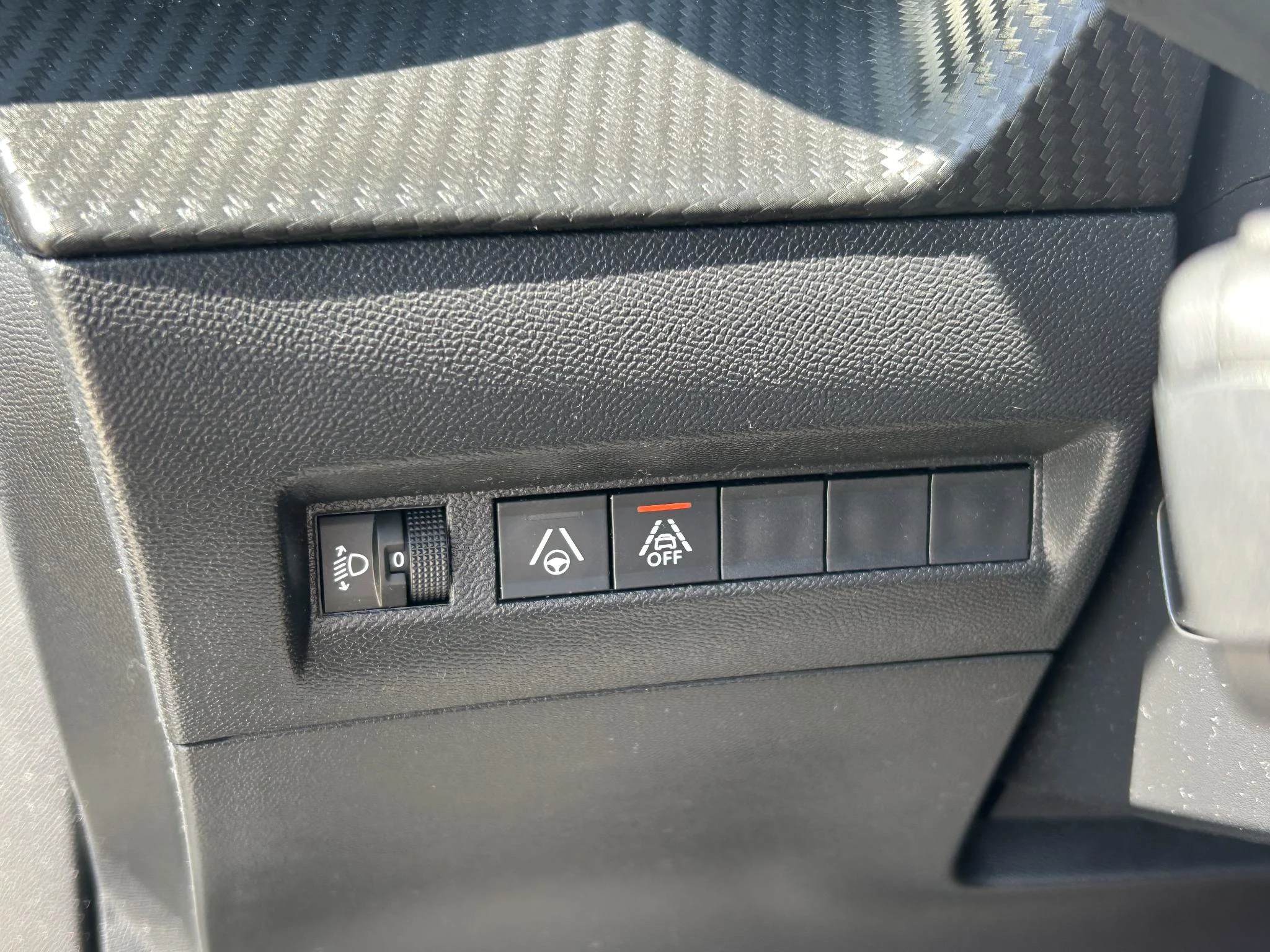 Peugeot-2008-image-19