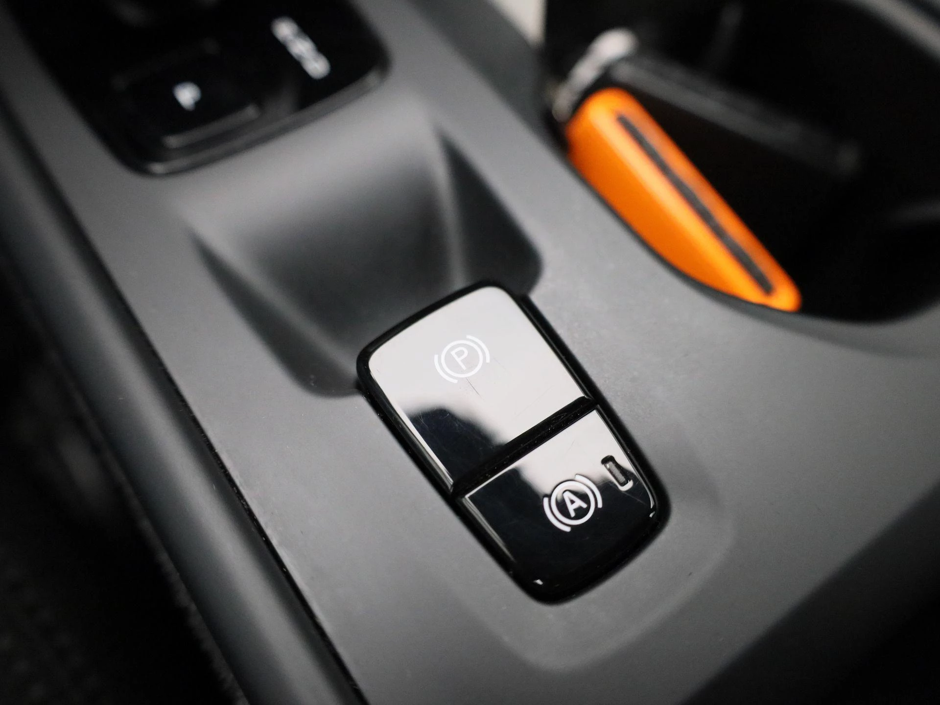 Volvo XC40 B3 Essential DCT