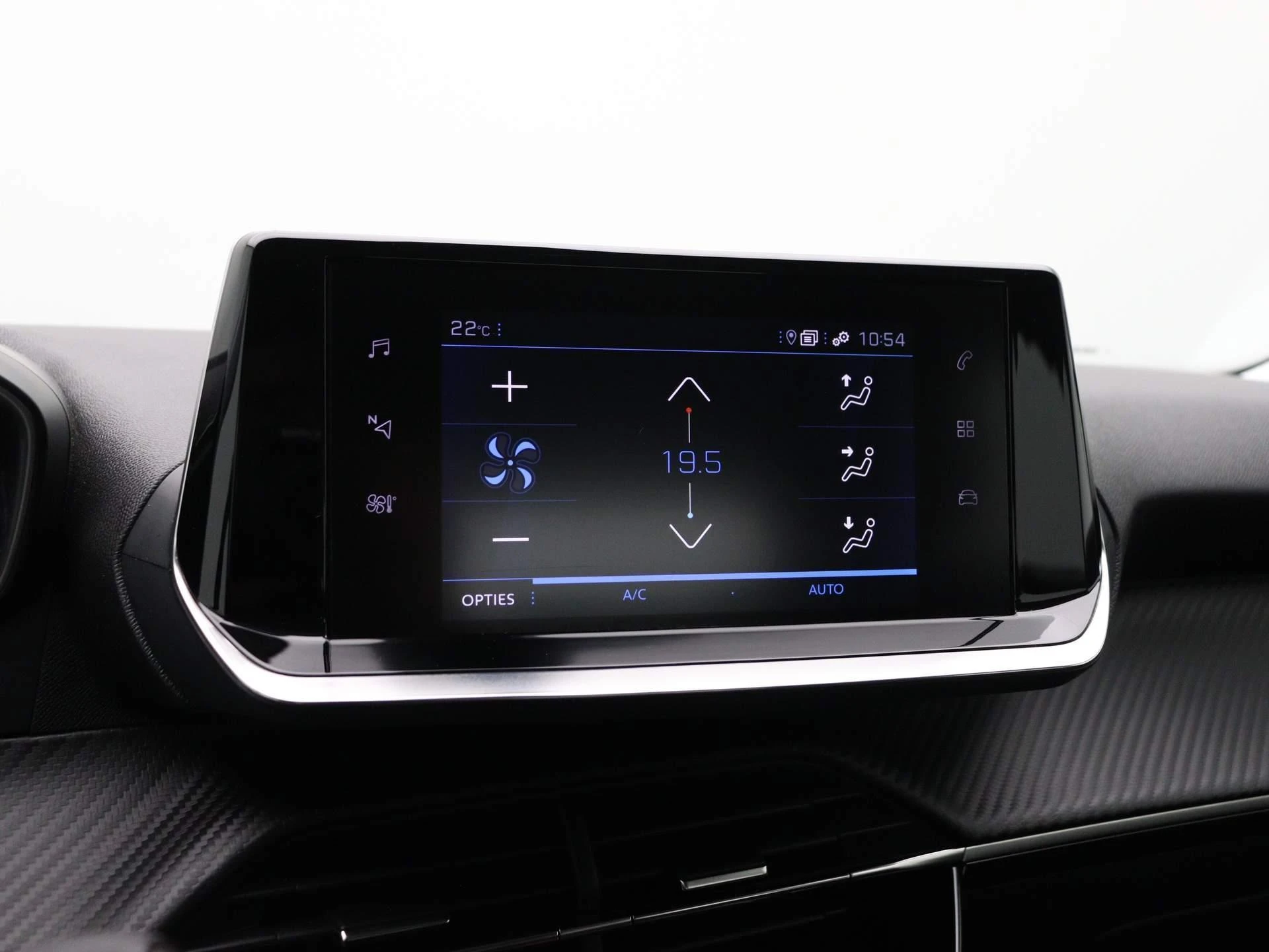 Peugeot-2008-image-22