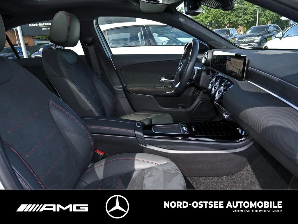 Mercedes-Benz A-Klasse 200 Limo AMG PANO NIGHT MBUX SHZ AMG Line