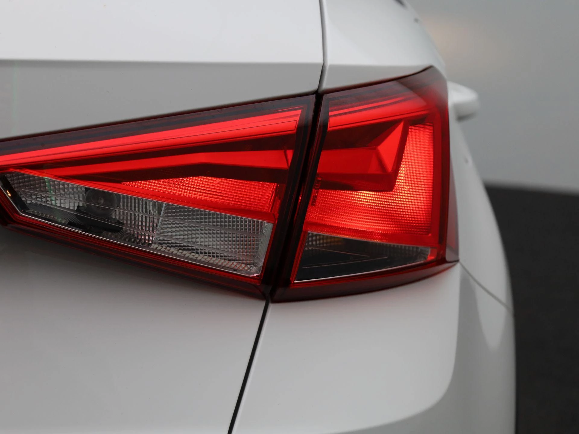SEAT-Arona-image-35