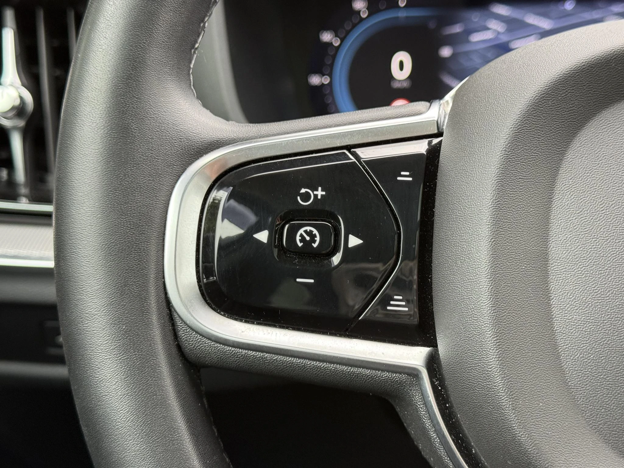 Volvo-V60-image-23