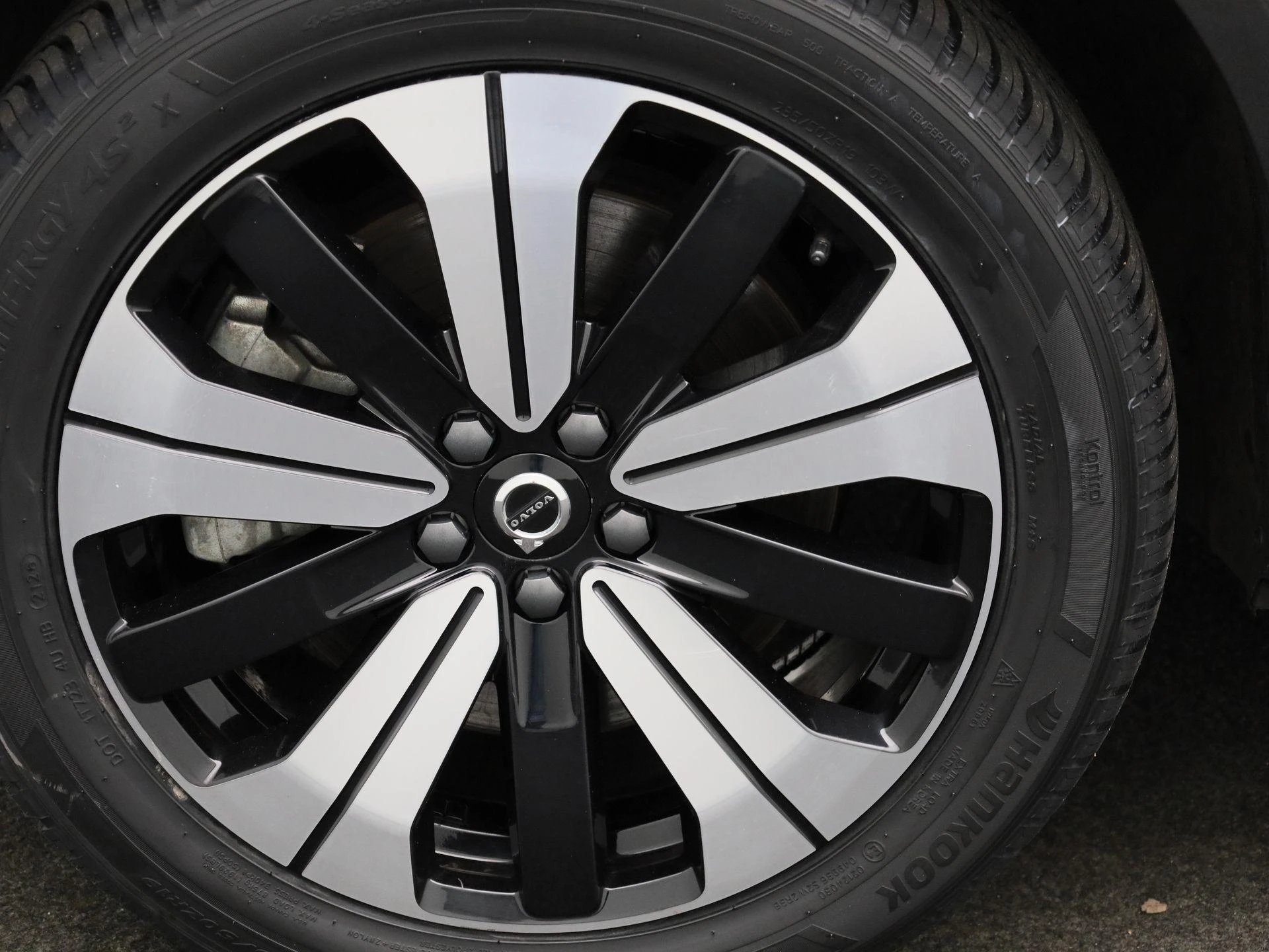 Volvo-XC40-image-14