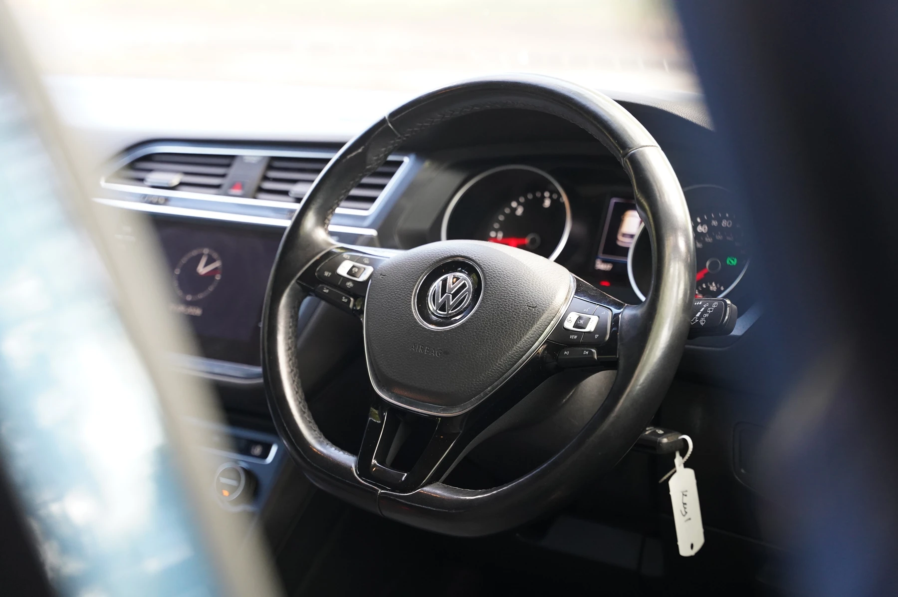 Volkswagen-Tiguan Allspace-image-16