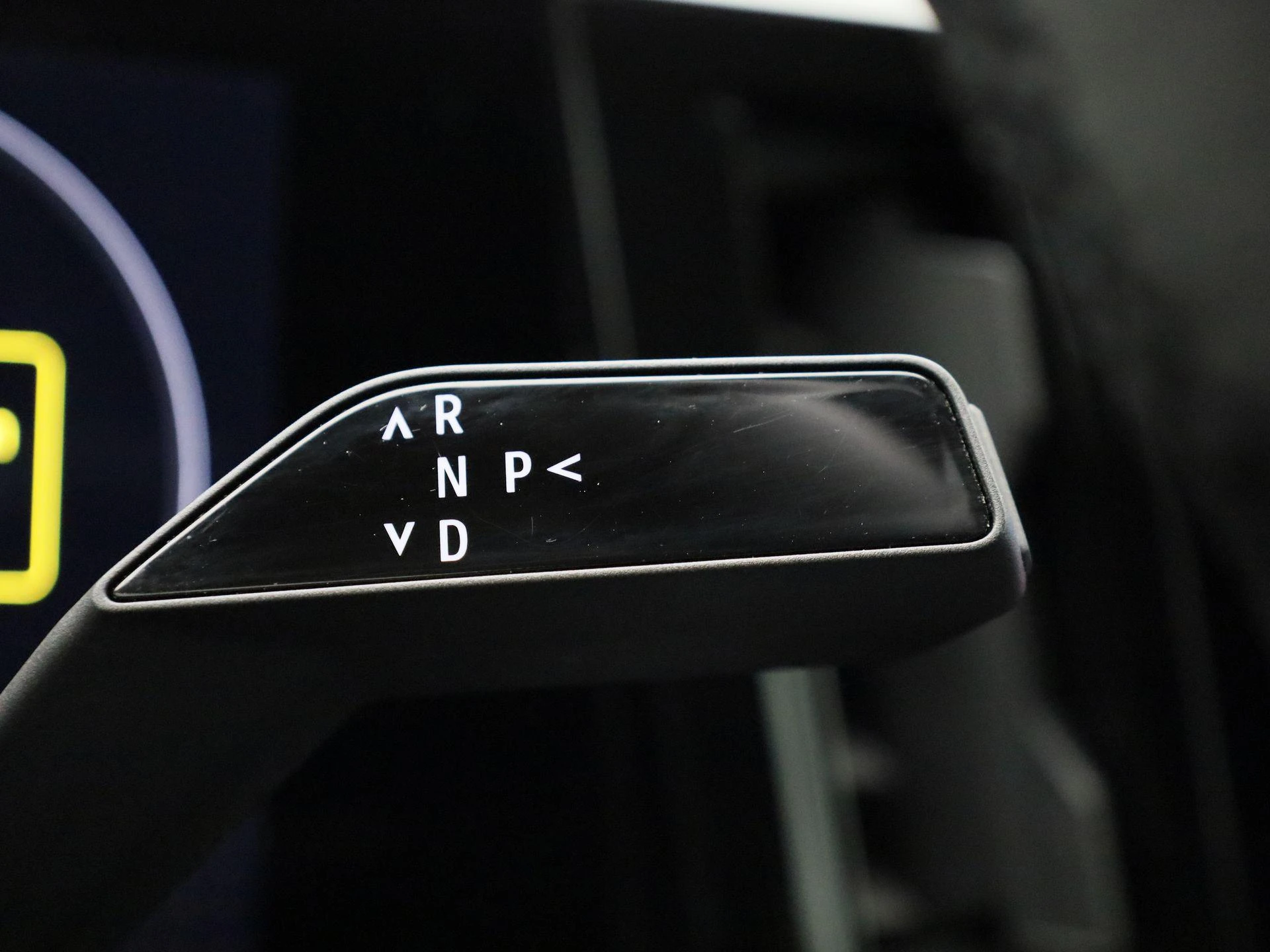 Renault-Megane E-Tech-image-22