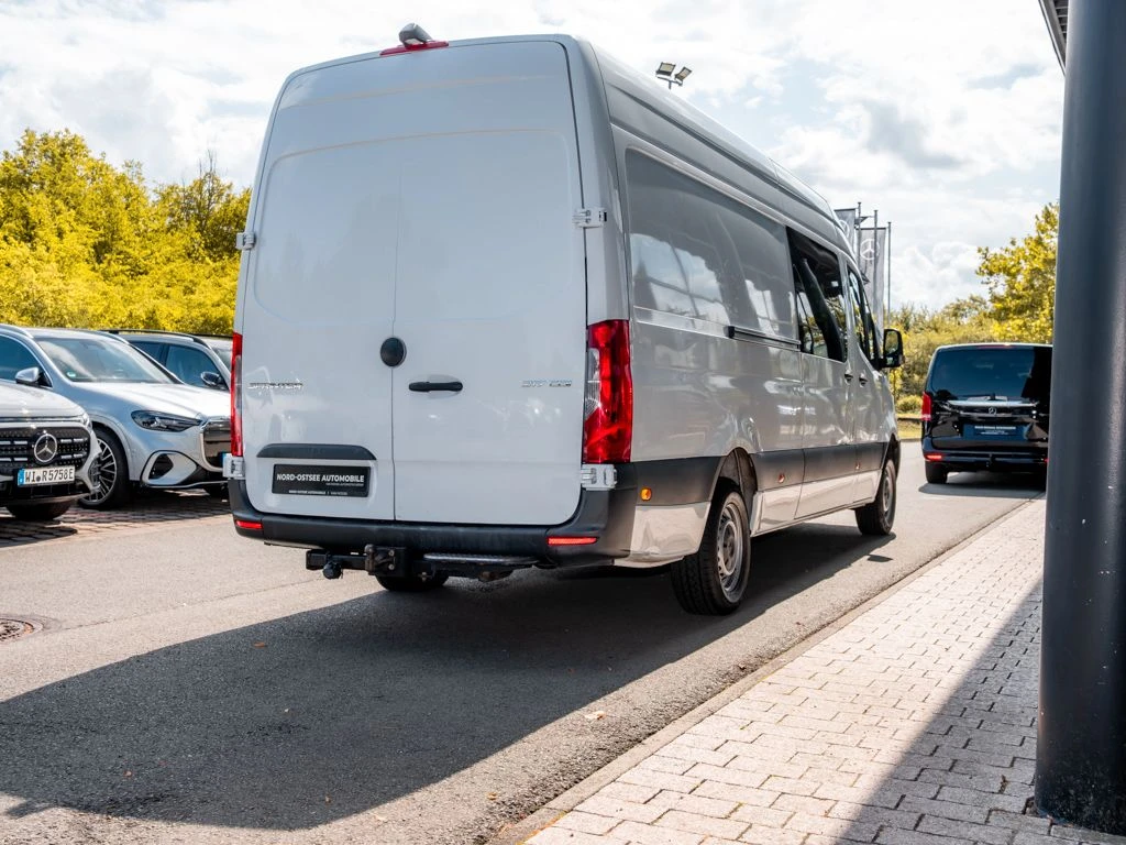Mercedes-Benz-Sprinter 317-image-5