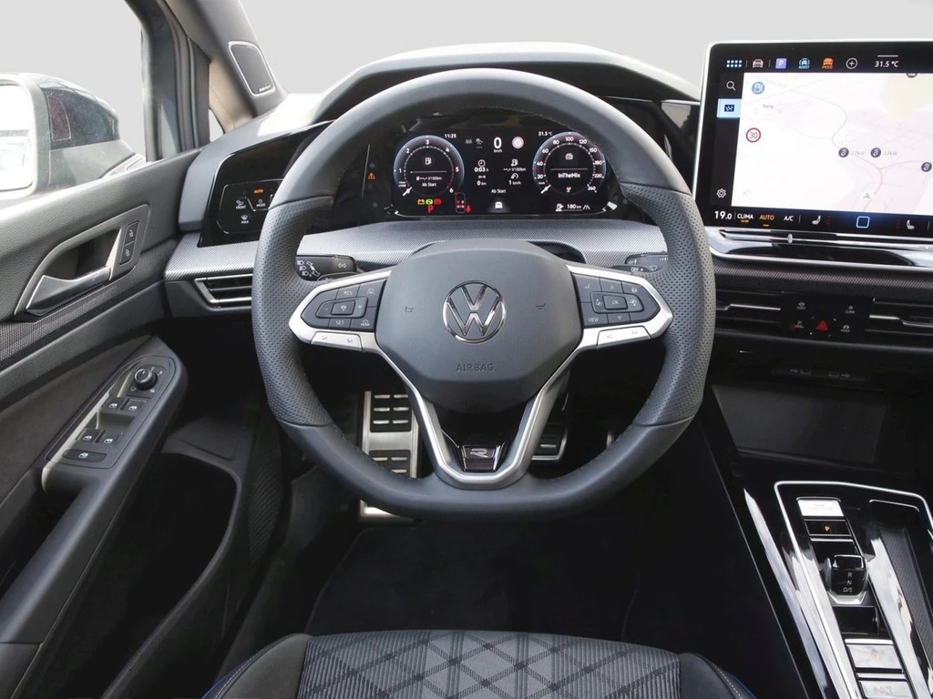 Volkswagen-Golf-image-13