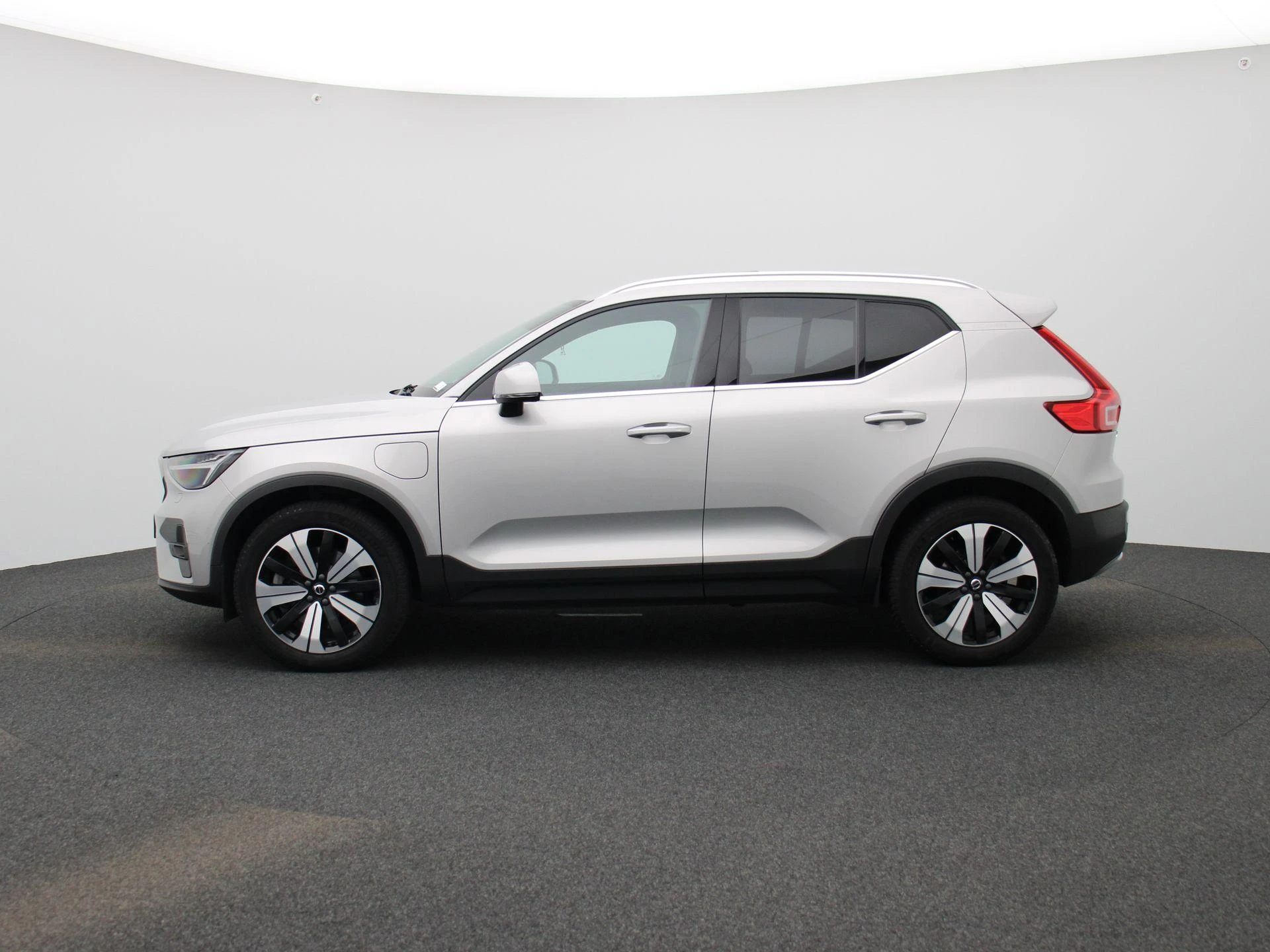 Volvo-XC40-image-3