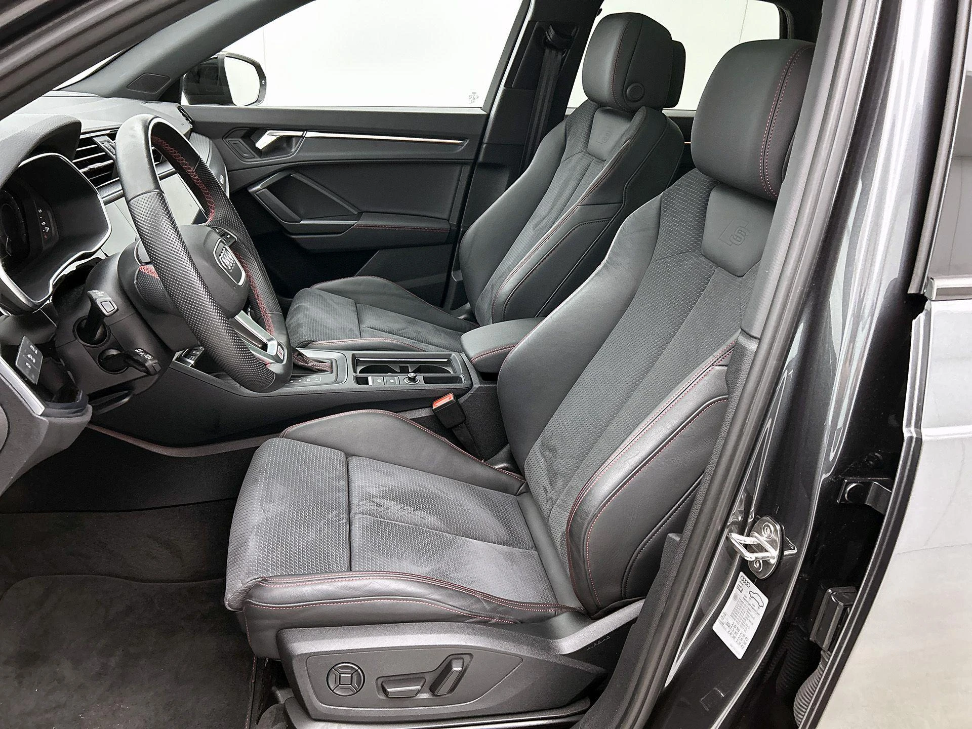 Audi-Q3-image-51